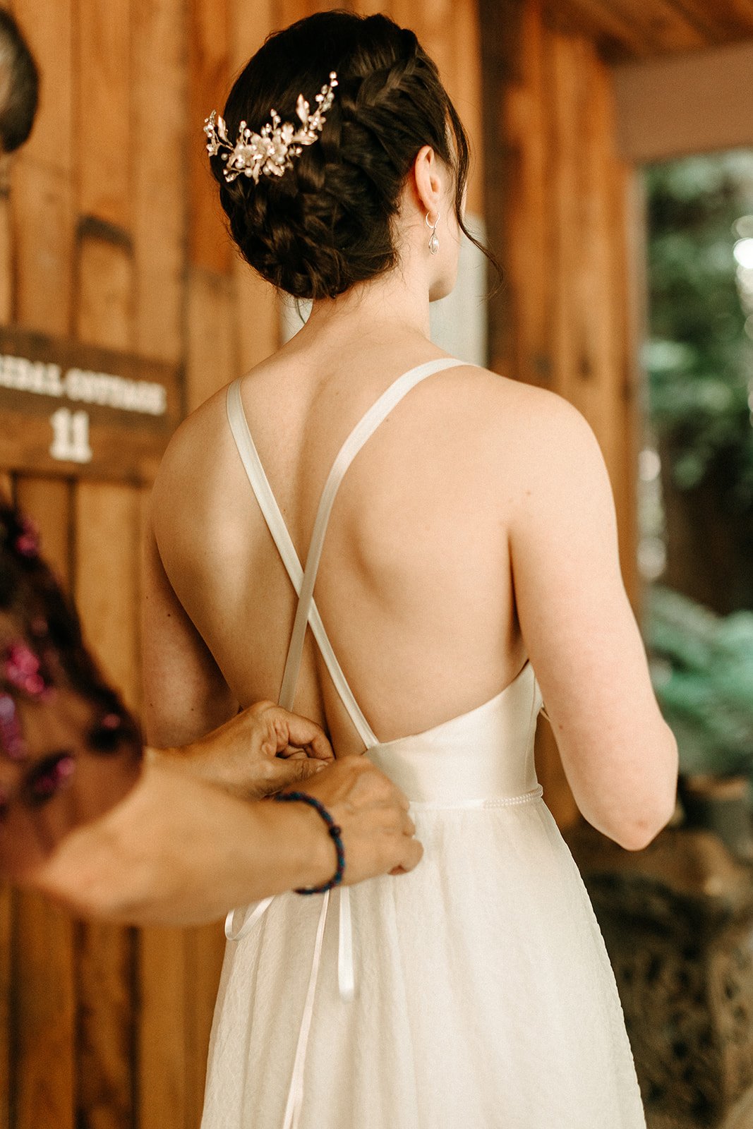 evelyn-and-brandon-waterfall-lodge-wedding-69.jpg