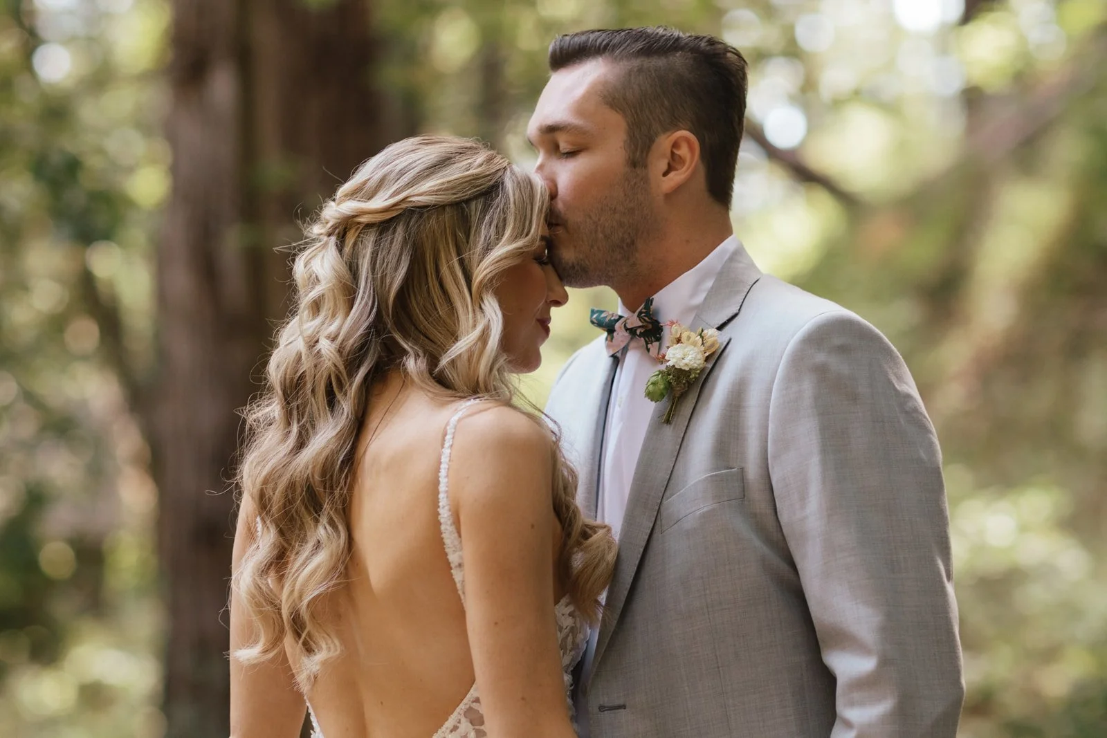 Ally & Matt Wedding 00201.jpg