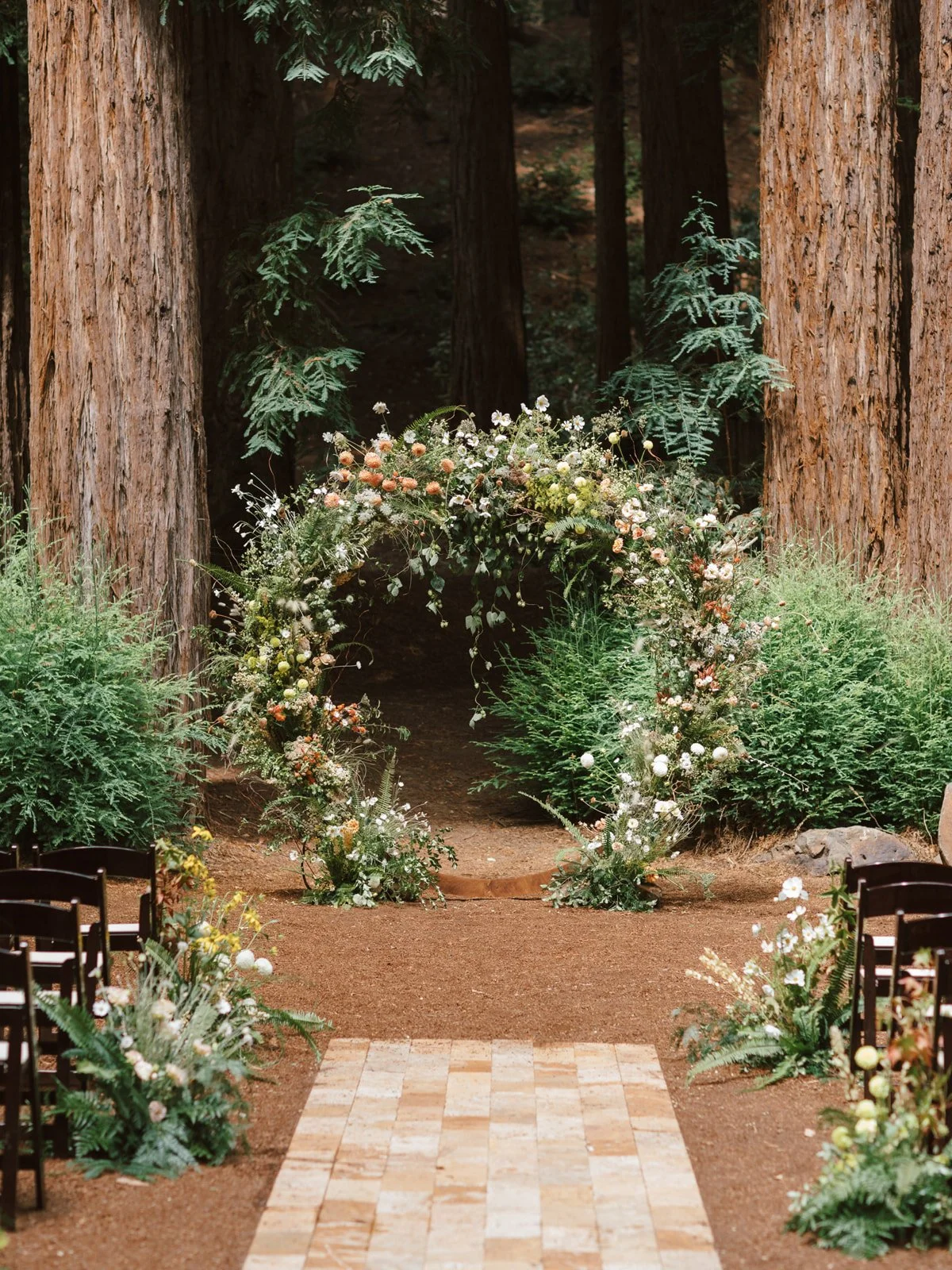 Ally & Matt Wedding 00210.jpg