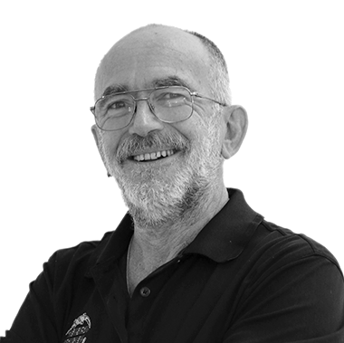 Robert Cooper Chief Executive Officer, Larrakia Nation Aboriginal Corporation Robert Cooper has worked with indigenous people across the top end for the past 20 years, providing business advice, corporate management and governance, and delivering a range of community services. He is the CEO of the Larrakia Nation Aboriginal Corporation, the peak body for the traditional owners of the greater Darwin Region. The organisation employs a significant majority of indigenous employees, providing cultural, community, outreach and advocacy services for aboriginal people in the region. The Larrakia Vision is “Living Stronger, Living Longer”. Planning for and delivering a culturally and capability ready workforce with a future focus is the key employment challenge for the Larrakia People.