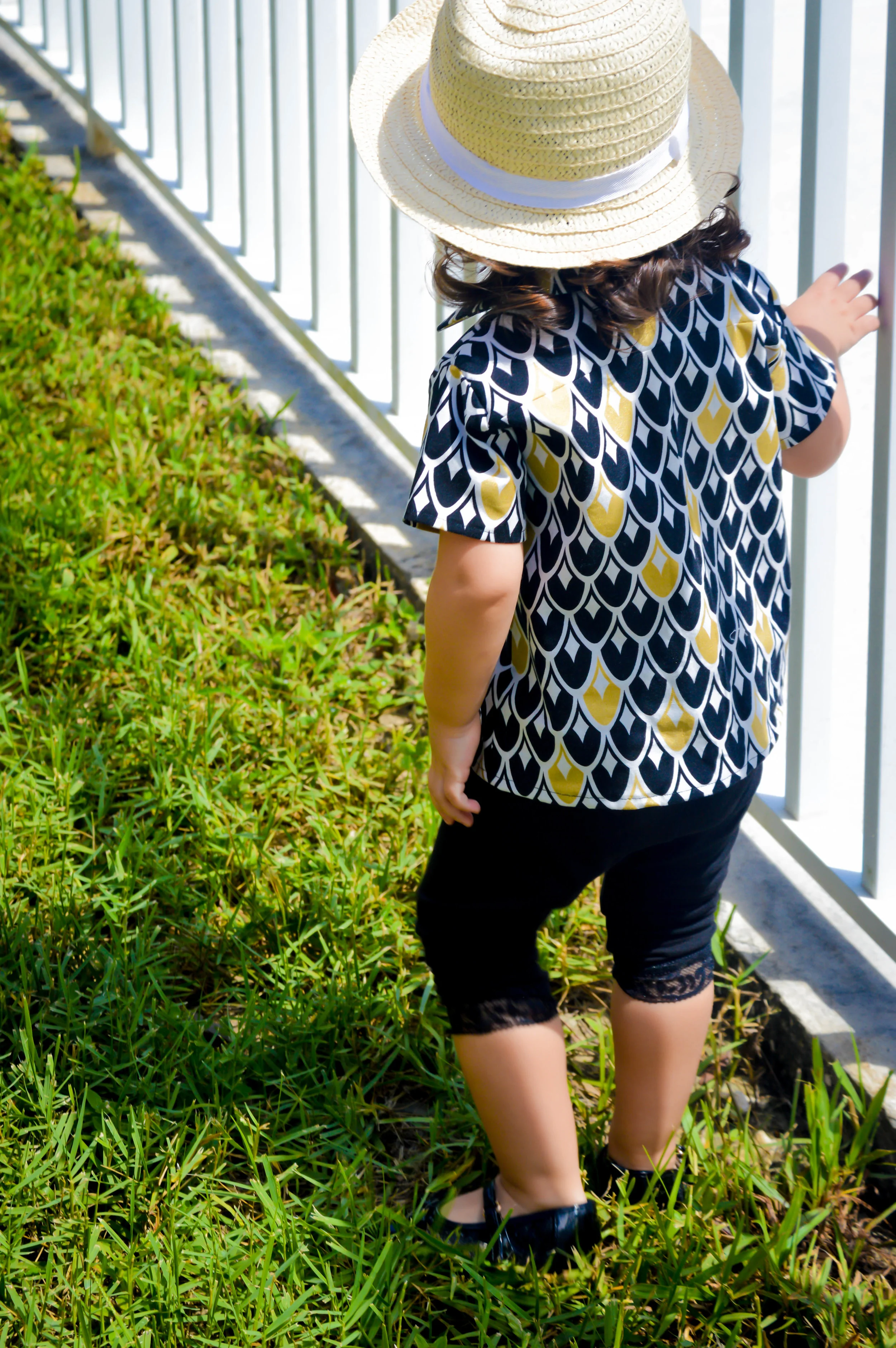 Inverted Tear Drop Collared Shirt