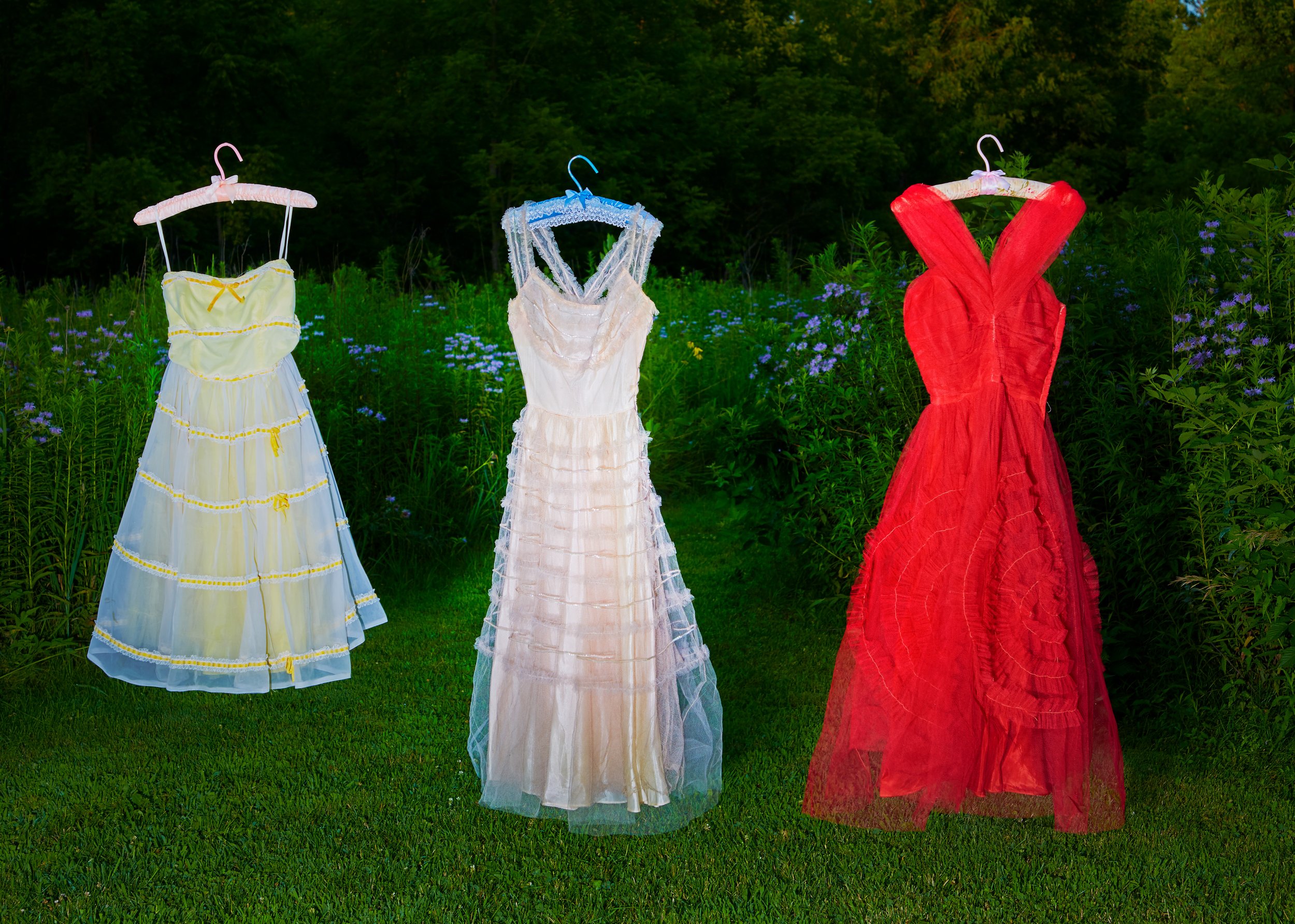 dresses in prarie13226(2).jpg