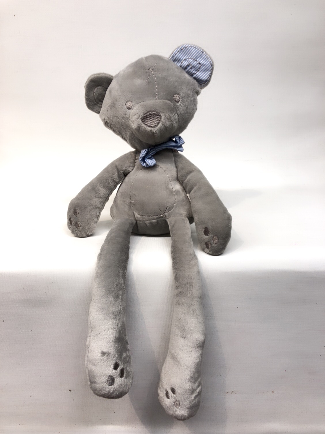 Gray Slim Bear