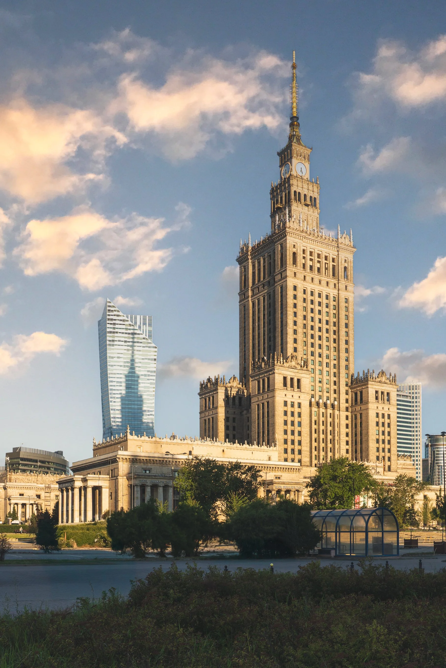 JamesBombales_2025-08-05_Warsaw-.jpg