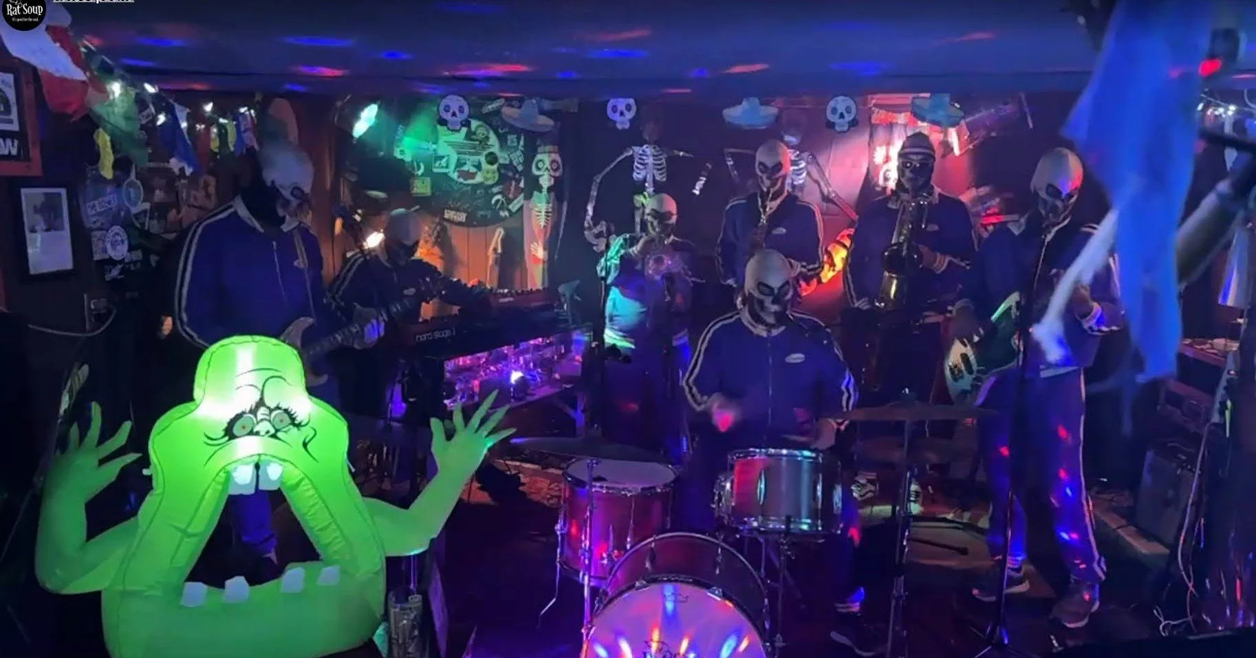 Happy #soupoween from #ratsoup because #itsgoodforthesoul

We're putting the final touches on our latest album scheduled for release in early 2025! Also stay tuned for some potential shows in the near future!

#weareratsoup #itsgoodforthesoul #funk #