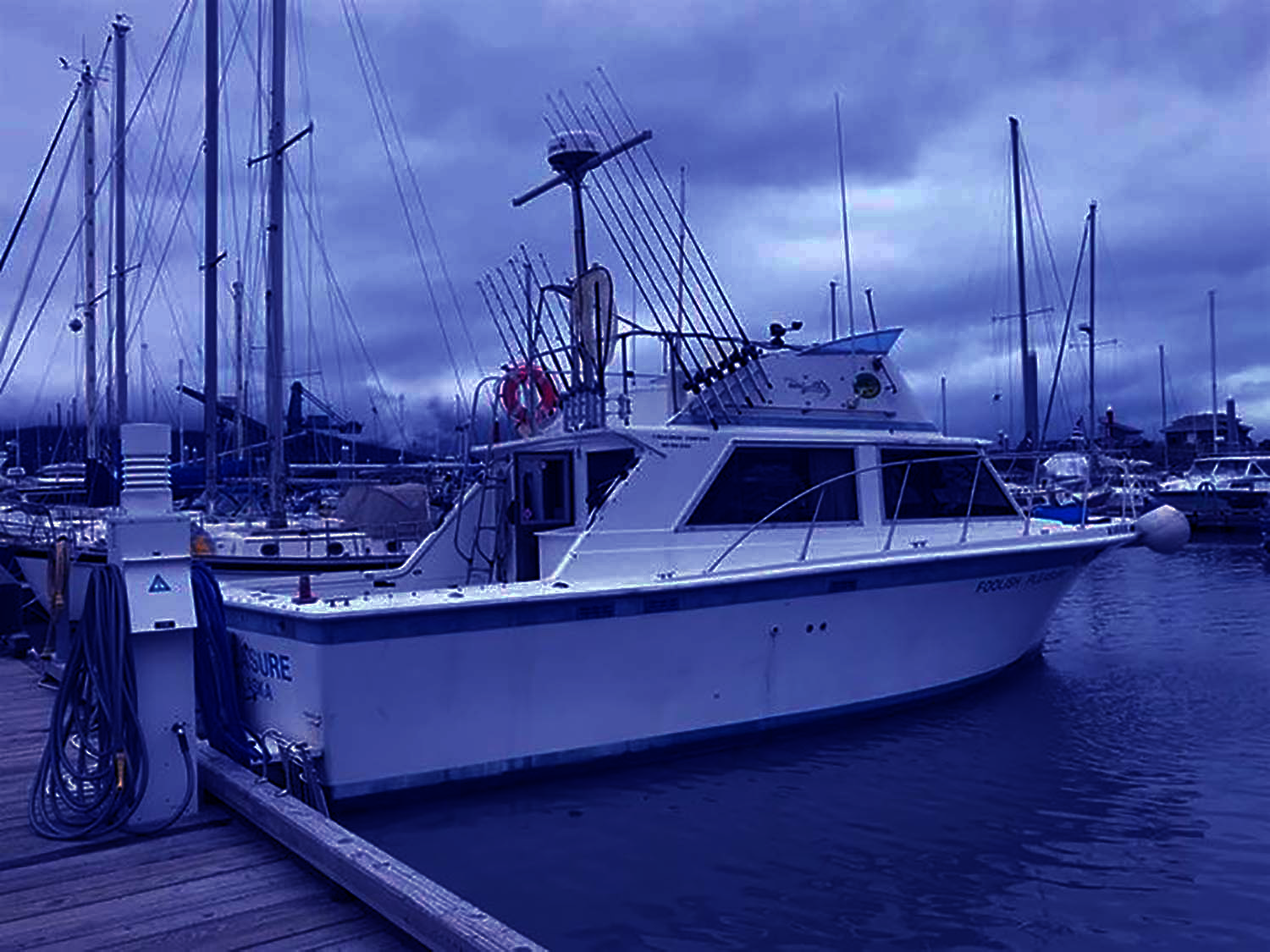 IMG_4242 WEB 2 CAPTAIN 2.png