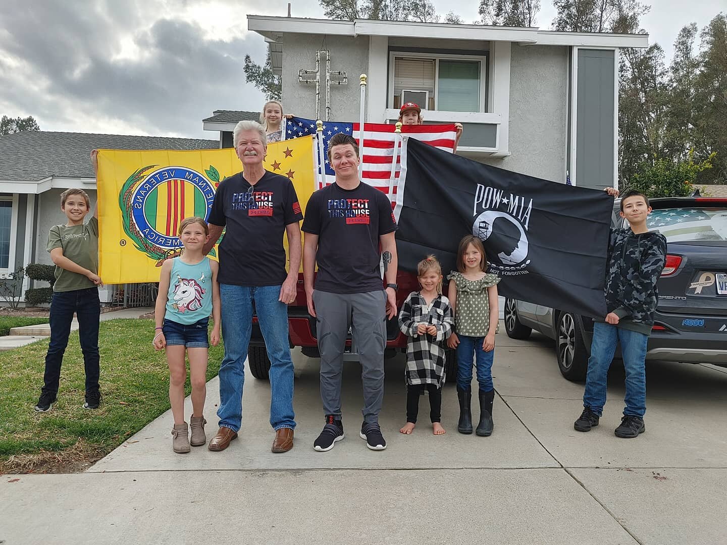 Welcome home Austin!! May these 30 days we have with you feel slow in time and full of love and memories.  May God cover you for your remainder 2 years of service.  This picture was coordinated with flags of honor by a very proud Papa #armystrong