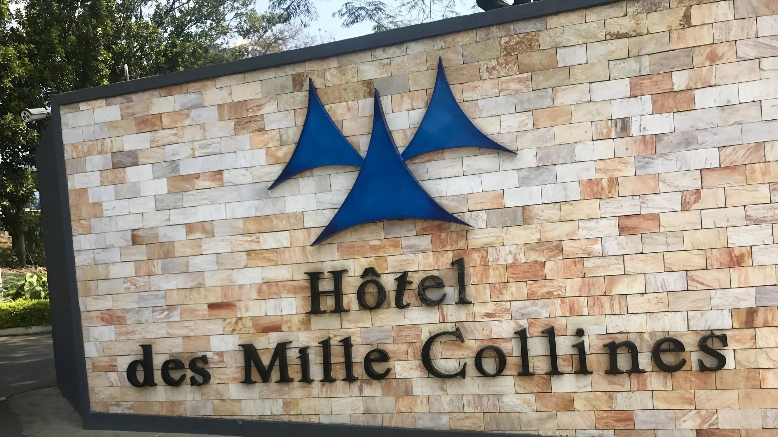 Hotel Mille des Collines.jpeg