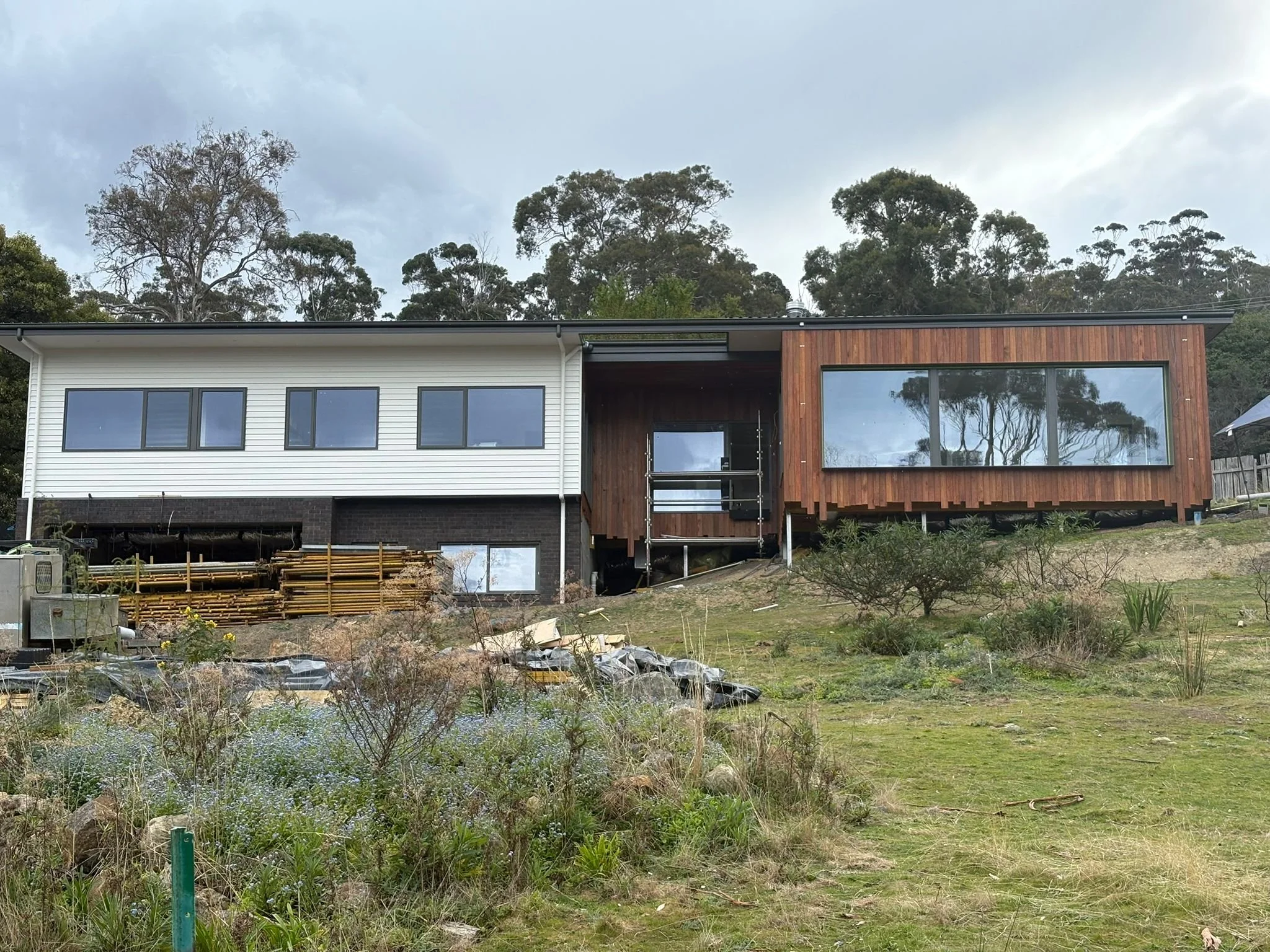 WhatsApp Image 2025-10-28 at 23.44.46_ff1a3110.jpg