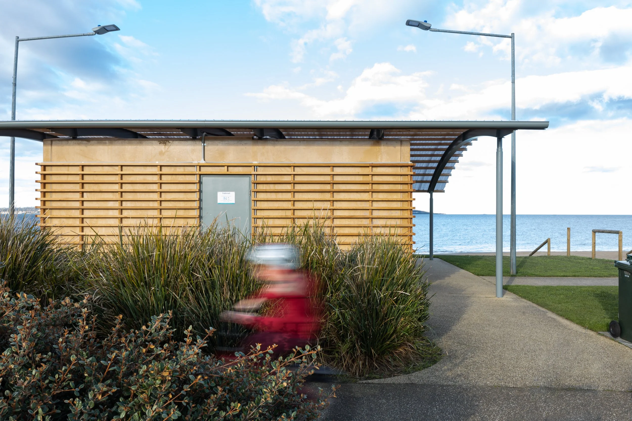 AKA-Architects_Tasmania_Blackmans-Bay-Public-Toilets_Natasha-Mulhall_7080.jpg