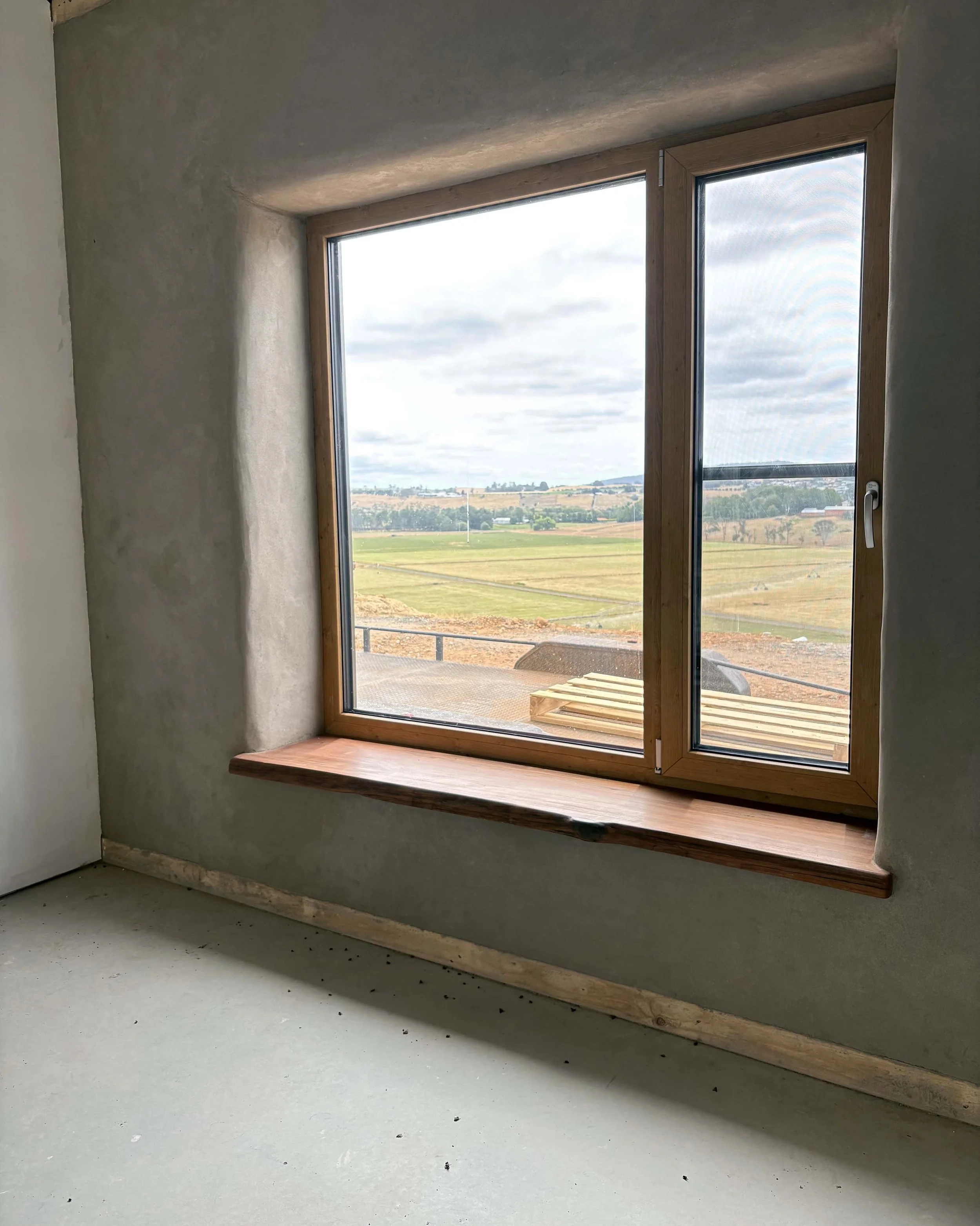 AKA-Architects_Tasmania_Deloraine-Strawbale_2635.jpeg
