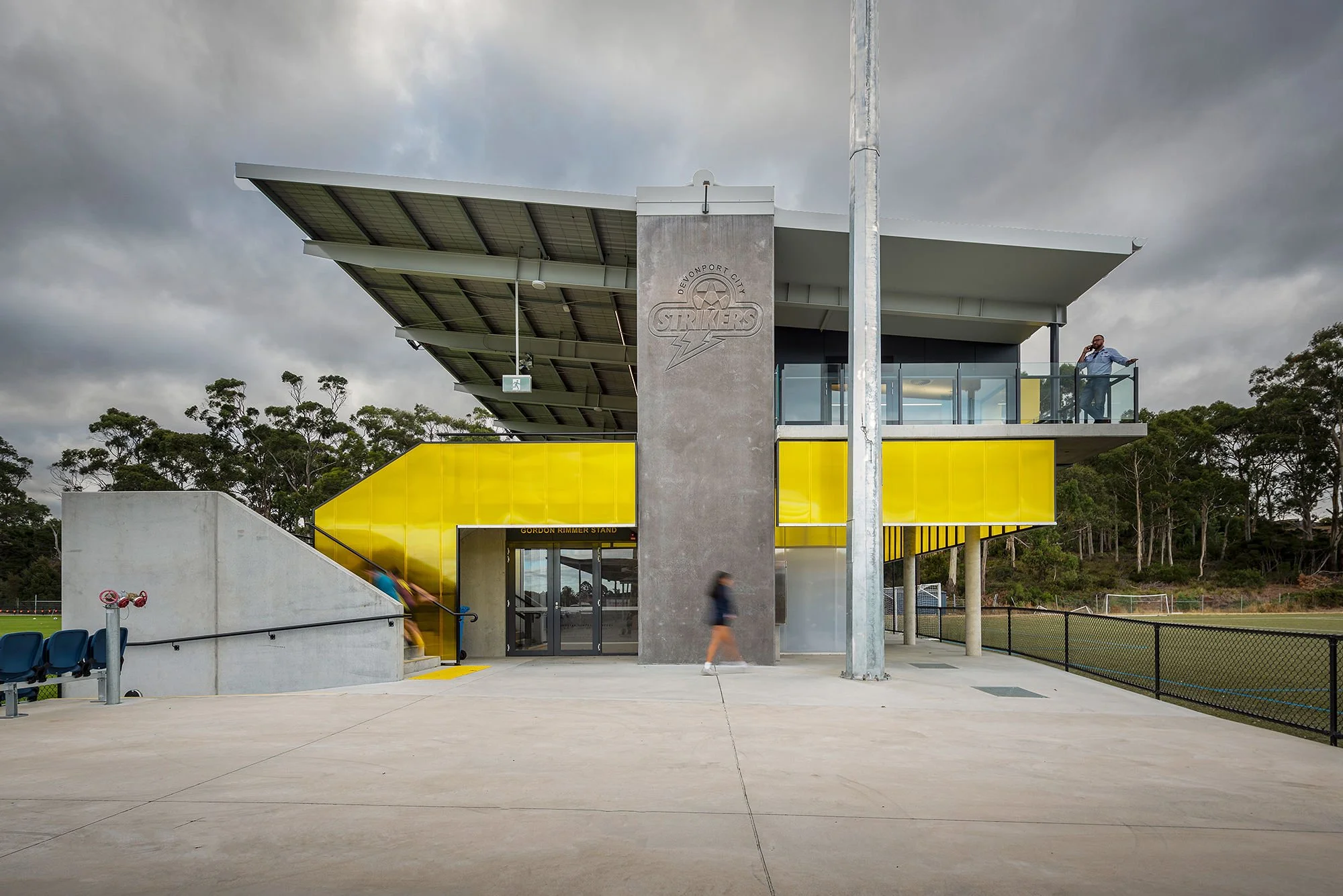 AKA-Architects_Tasmania_Valley-Road_Aaron-Jones_3813.jpg
