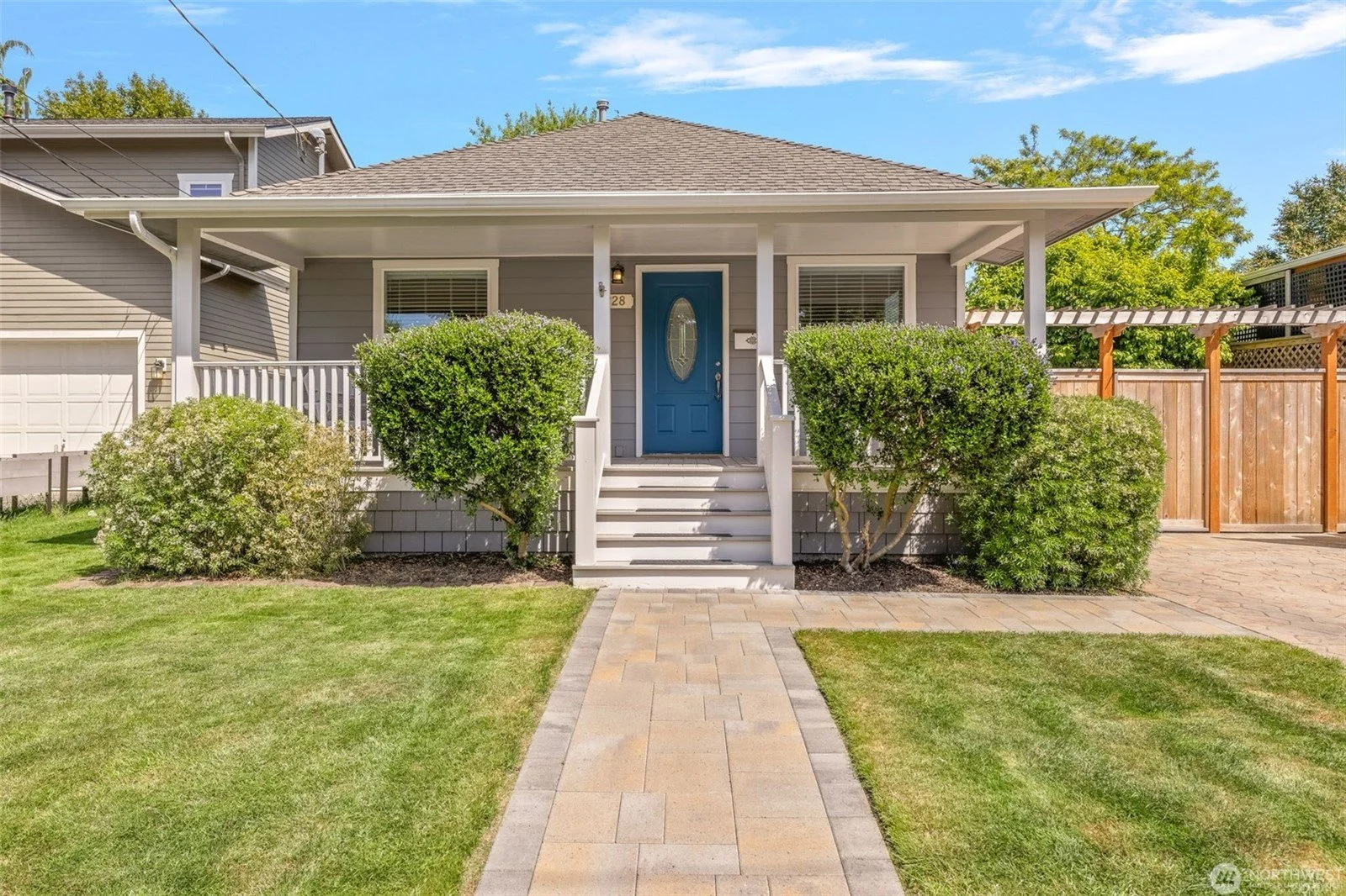 First Time Buyer Purchase in the Belvidere Neighborhood of West Seattle