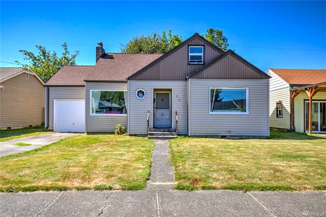 Buying: 415 A St NE, Auburn | List Price: $259,900 | Sold Price: $260,000