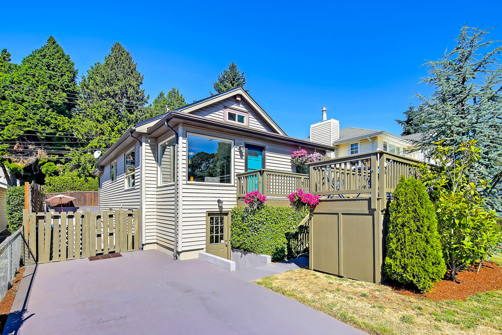 Listing: 4139 47th Ave SW, Seattle | List Price: $699,000 | Sold Price: $700,000