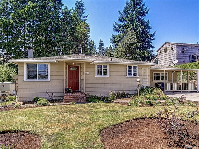 Buying: 16411 11th Ave SW, Burien | List Price: $509,000 | Sold Price: $510,000