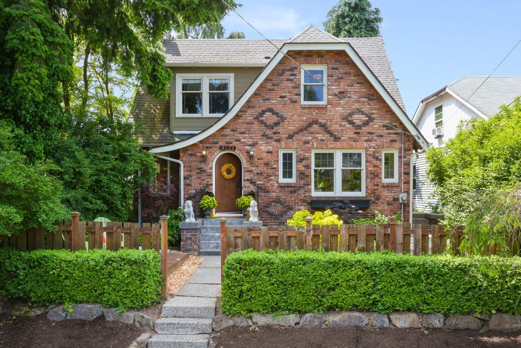 Listing: 8121 9th Ave SW, Seattle | List Price: $535,000 | Sold Price: $585,000