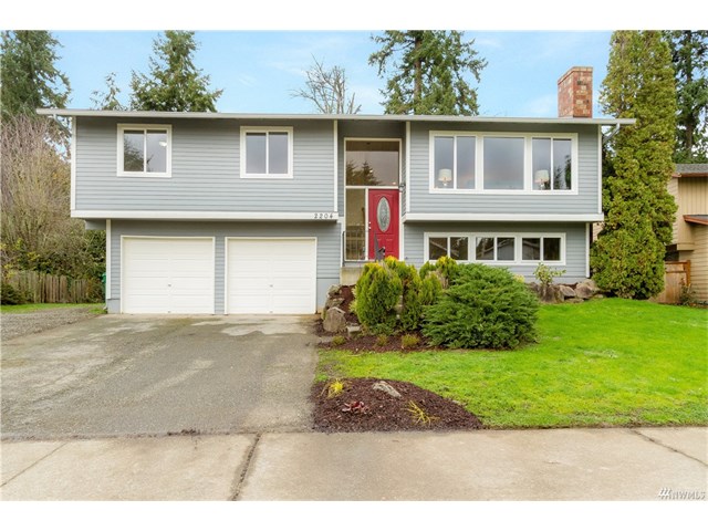 Buying: 2204 SW 306th Place, Federal Way | List Price: 369,998 | Sold Price: $377,000