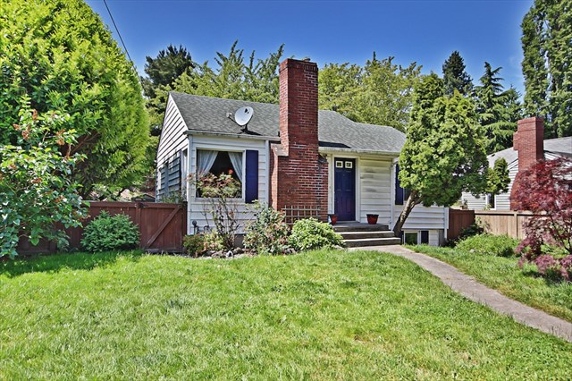 Buying: 8471 35th Ave SW, Seattle | List Price: $325,000 | Sold Price: $325,000