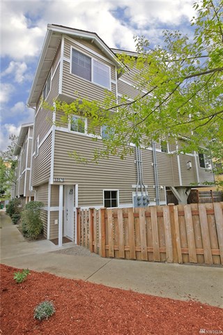 Buying: 10520 Whitman Ave N #A, Seattle | List Price: $359,000 | Sold Price: $405,200