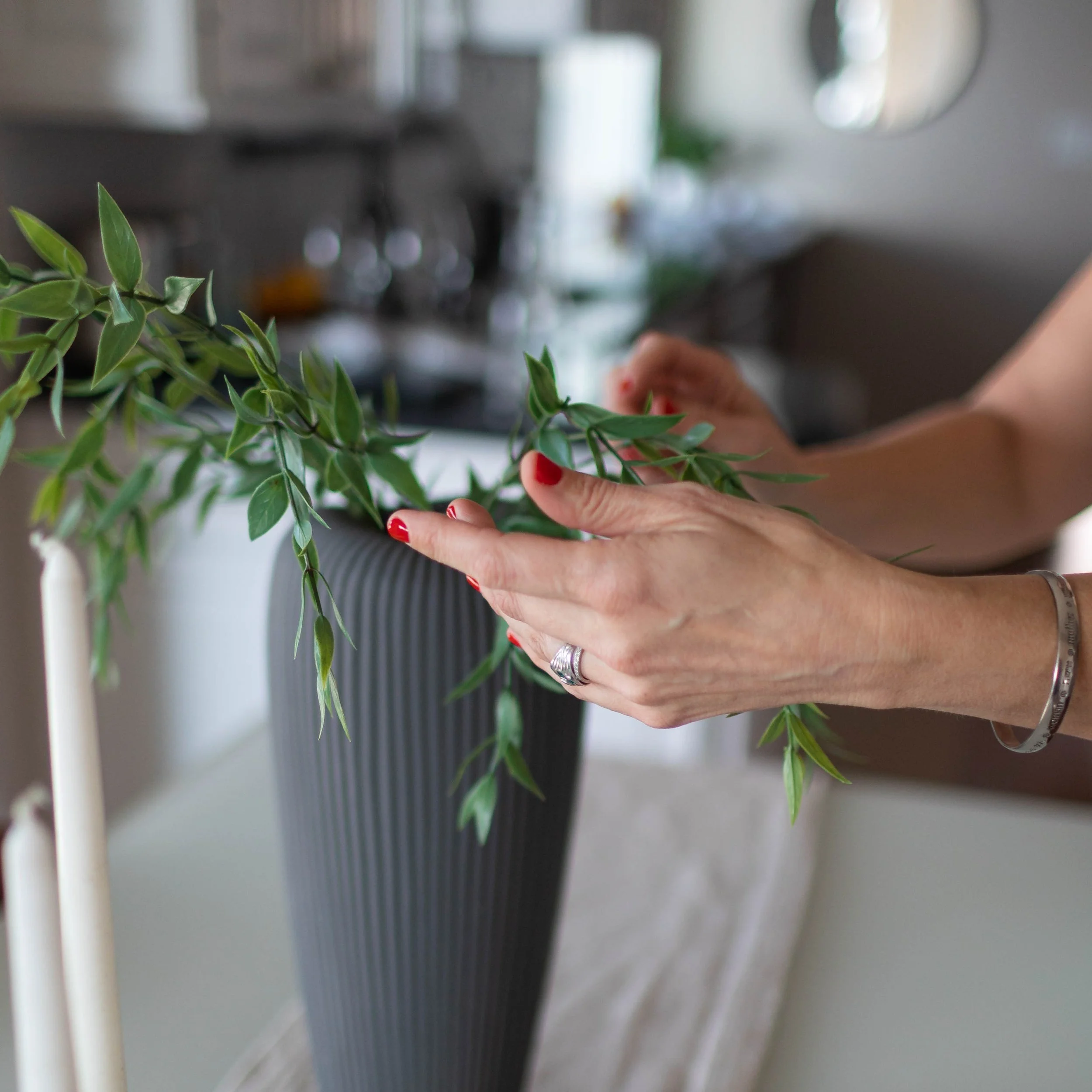 Ready to Shine? Declutter Your West Seattle Home for a Stellar Sale