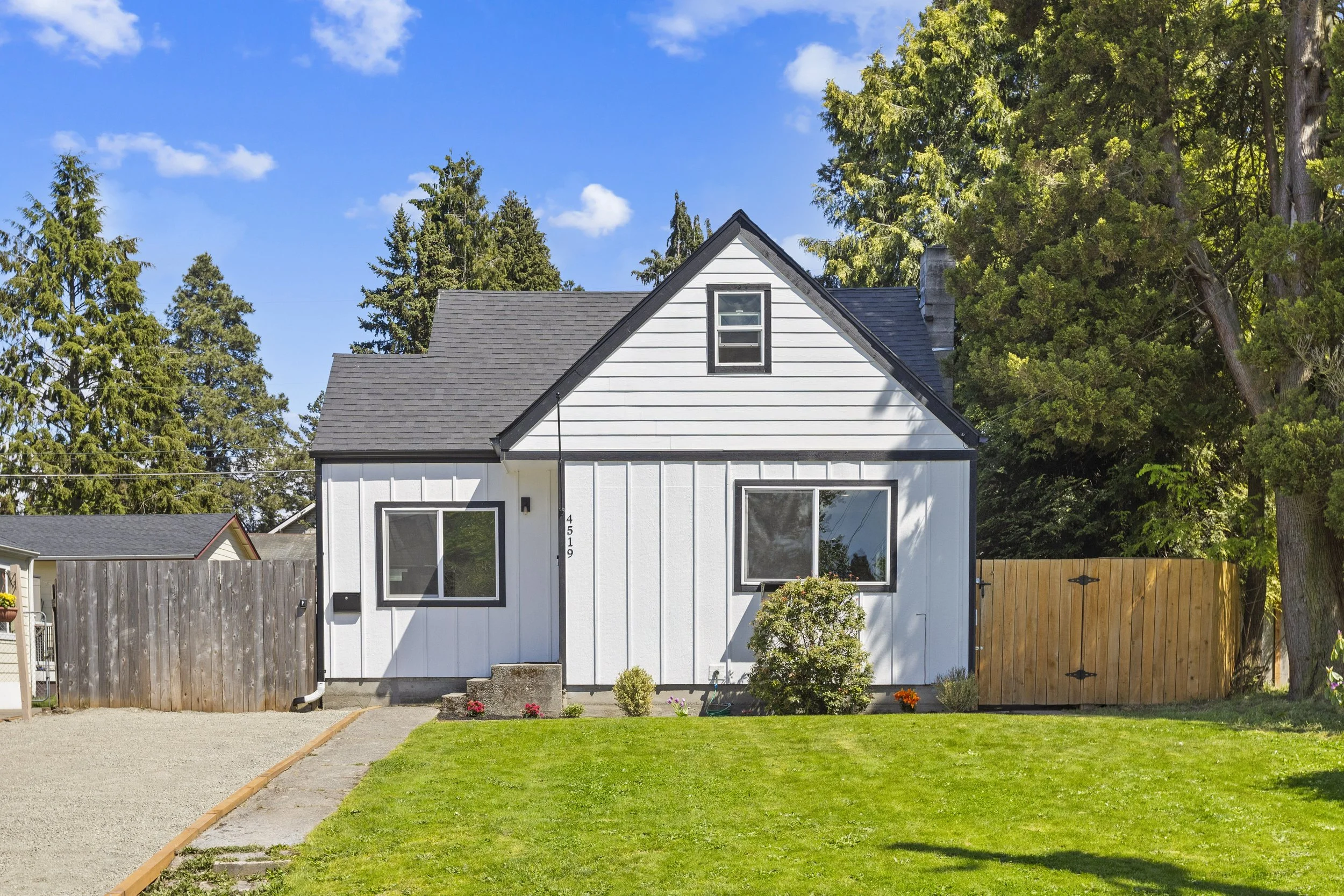 4519 E E St, Tacoma, WA 98404