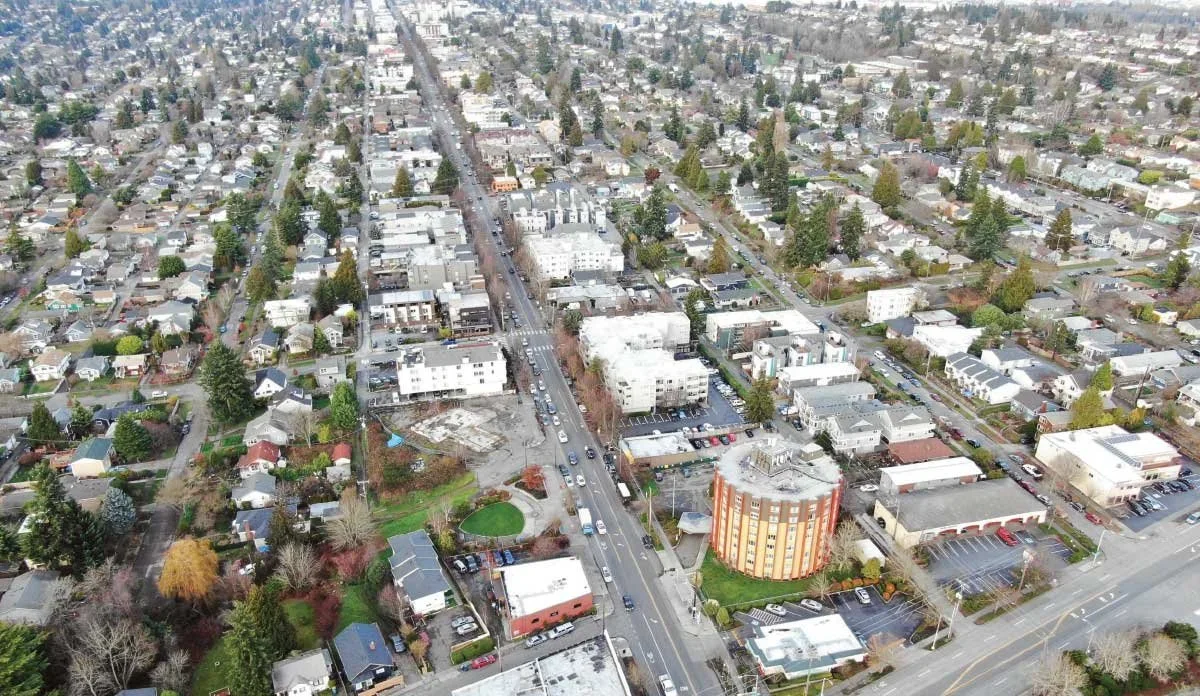 Explore Gatewood: Coffee Shops, Neighborhood Pubs &amp; Local Gems