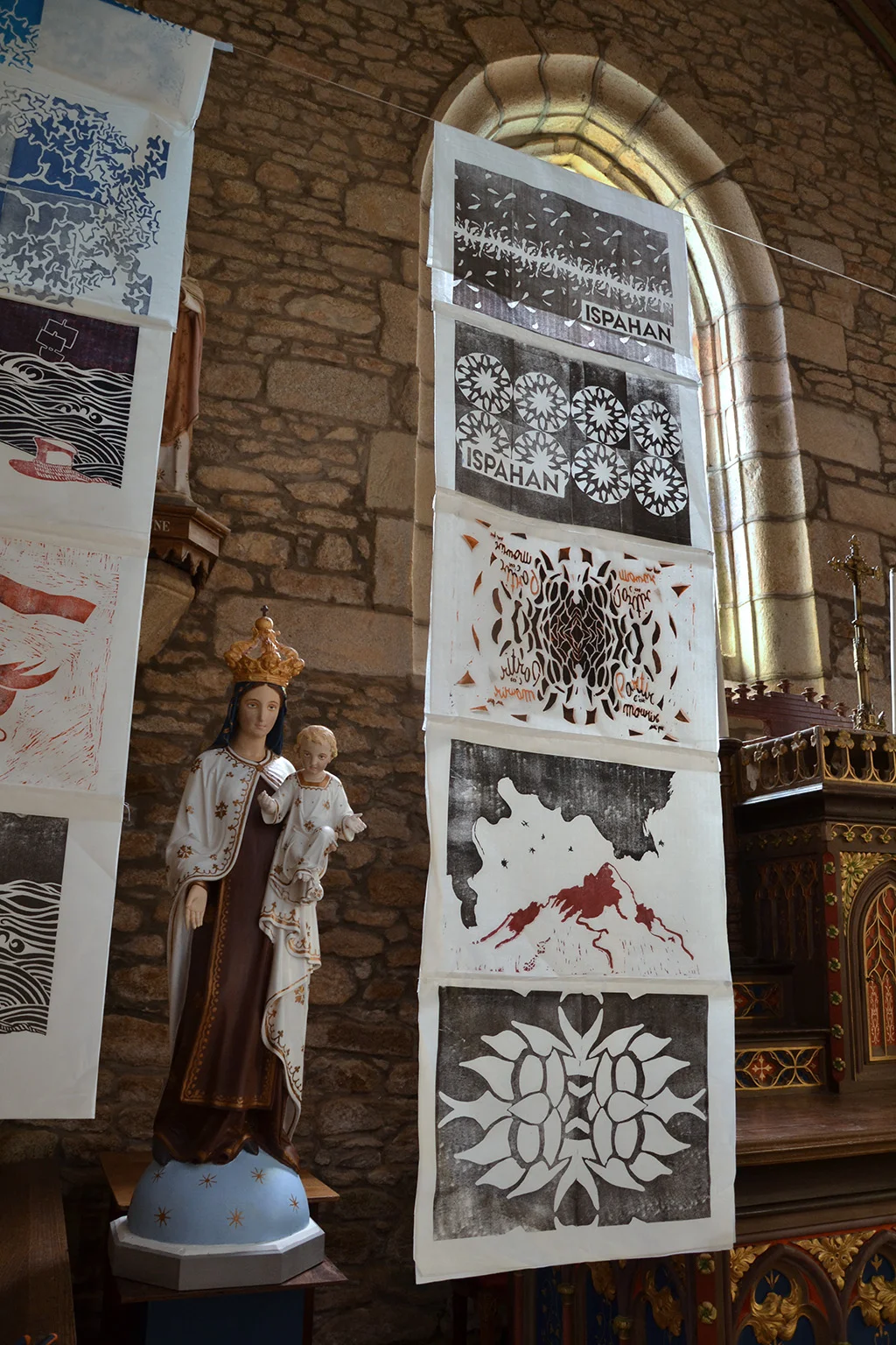 Décor en gravure sur bois pour des concerts