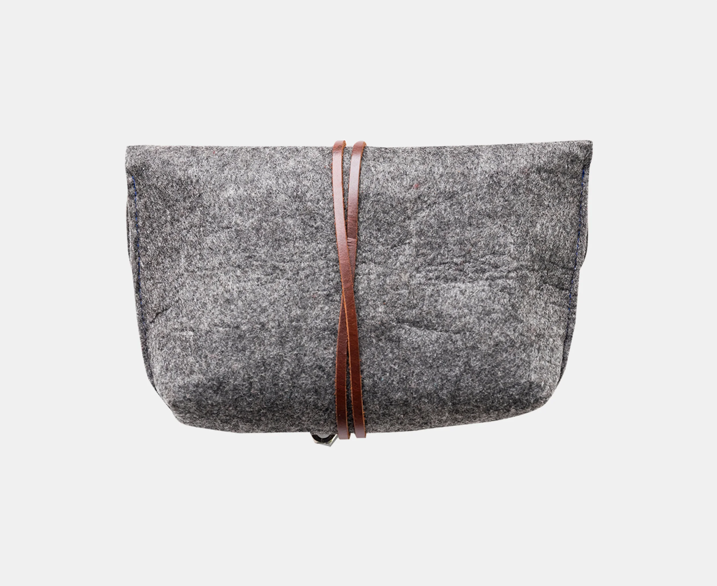 03_Tech_Bag_02g.jpg