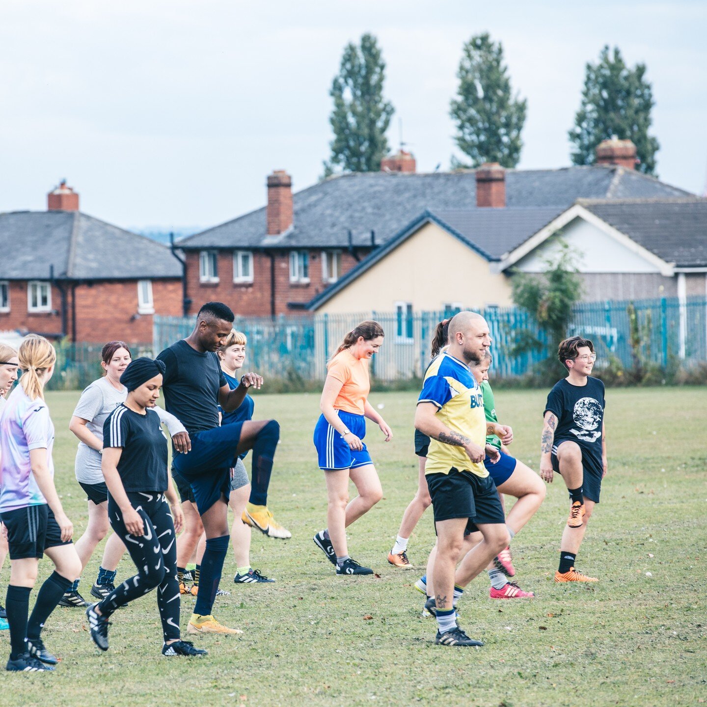 PRE-SEASON TRAINING 📸

This week our friend @leebrown_photo popped down to our training session to snap a few shots of us as we get fighting fit for the upcoming season.

It was great to see so many new (and old!) friendly faces from across all four