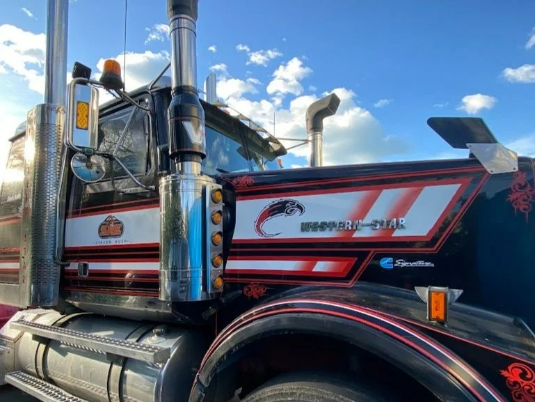 Truck.jpg