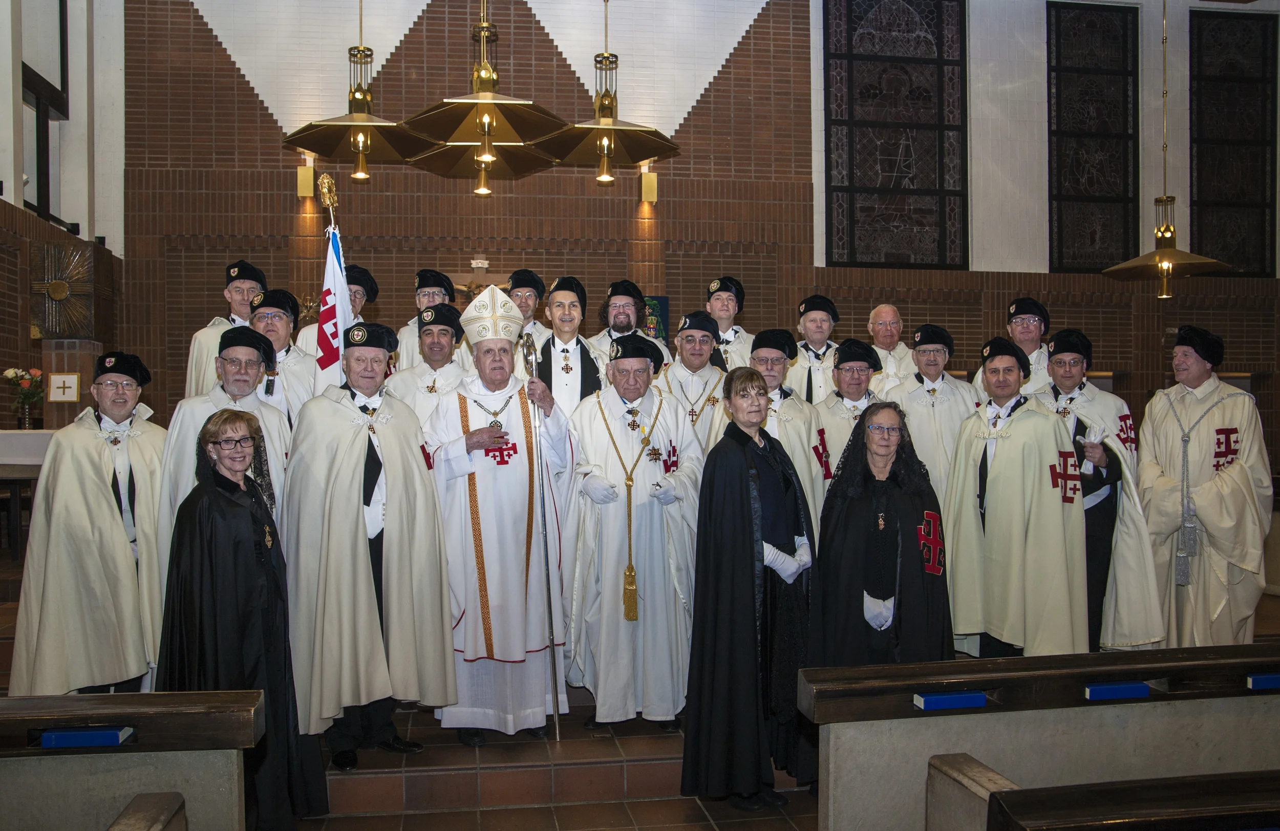 Fire Riddere og to Damer blev i 2017 optaget i Sankt Eriks Kyrka, Stockholm