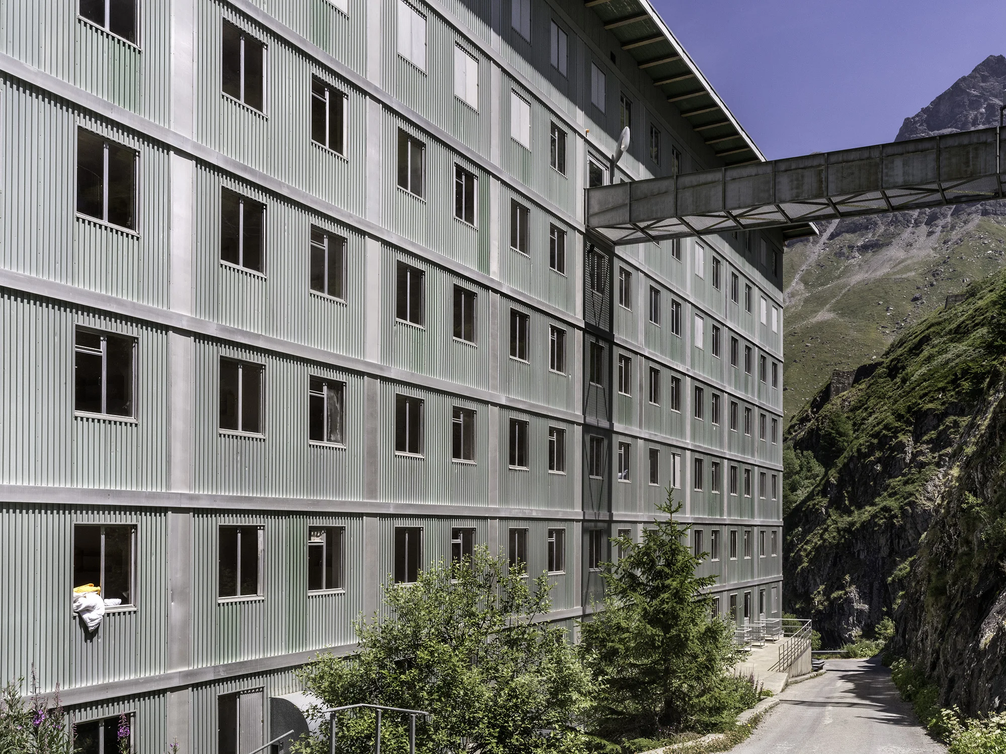 Barrage de la Grande Dixence, Switzerland.