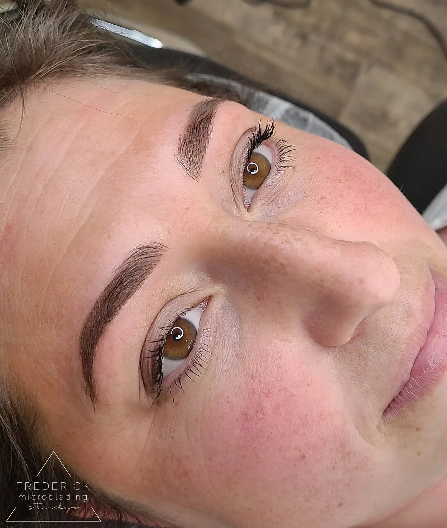 Fresh dark brown brows on my beautiful friend 🤎 
#frederickmicrobladingstudio 
#cosmetictattoo
#frederickmicroblading 
#combinationbrow