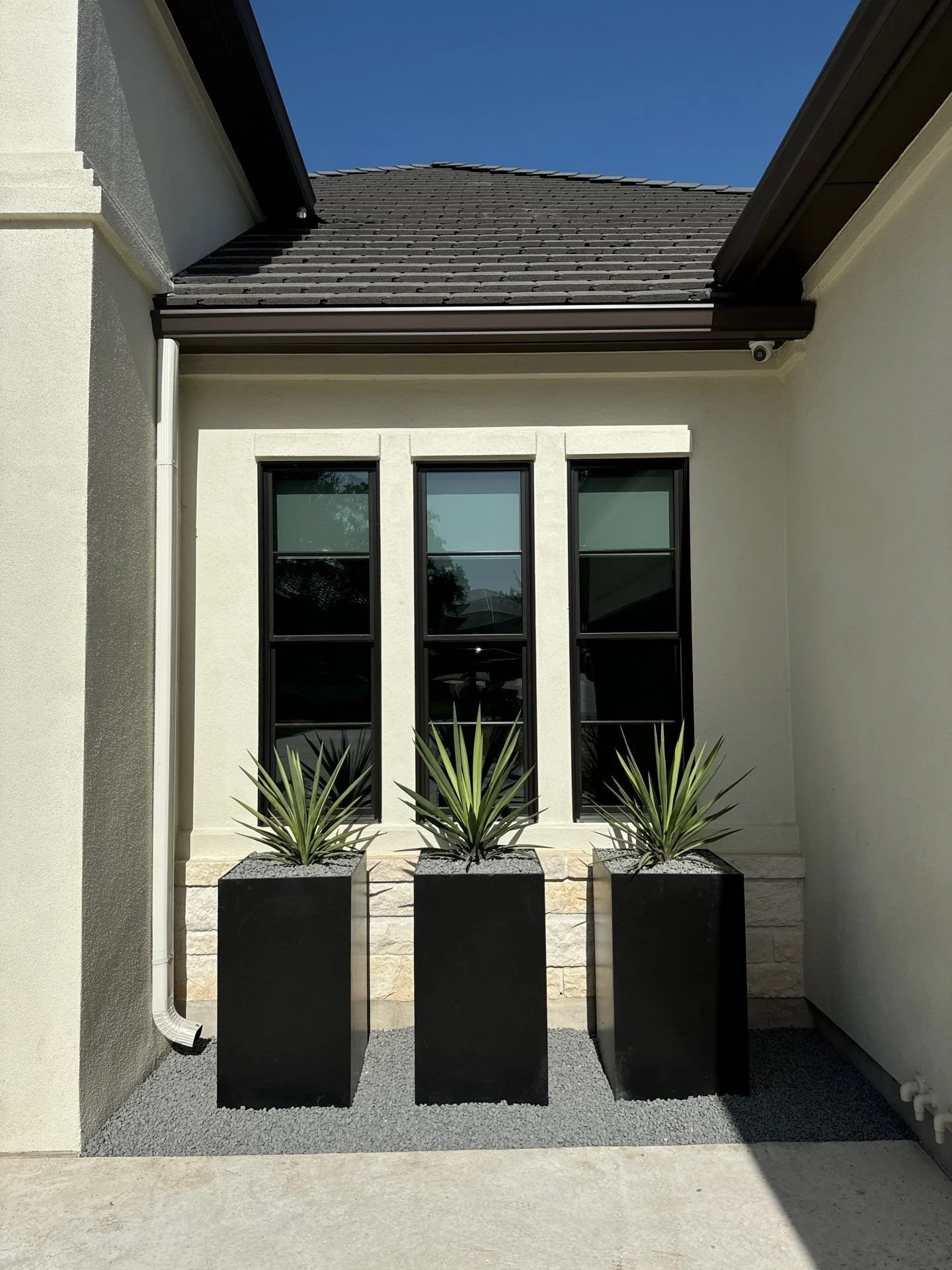 Stand Alone Welded Steel Planters with Plants.jpg