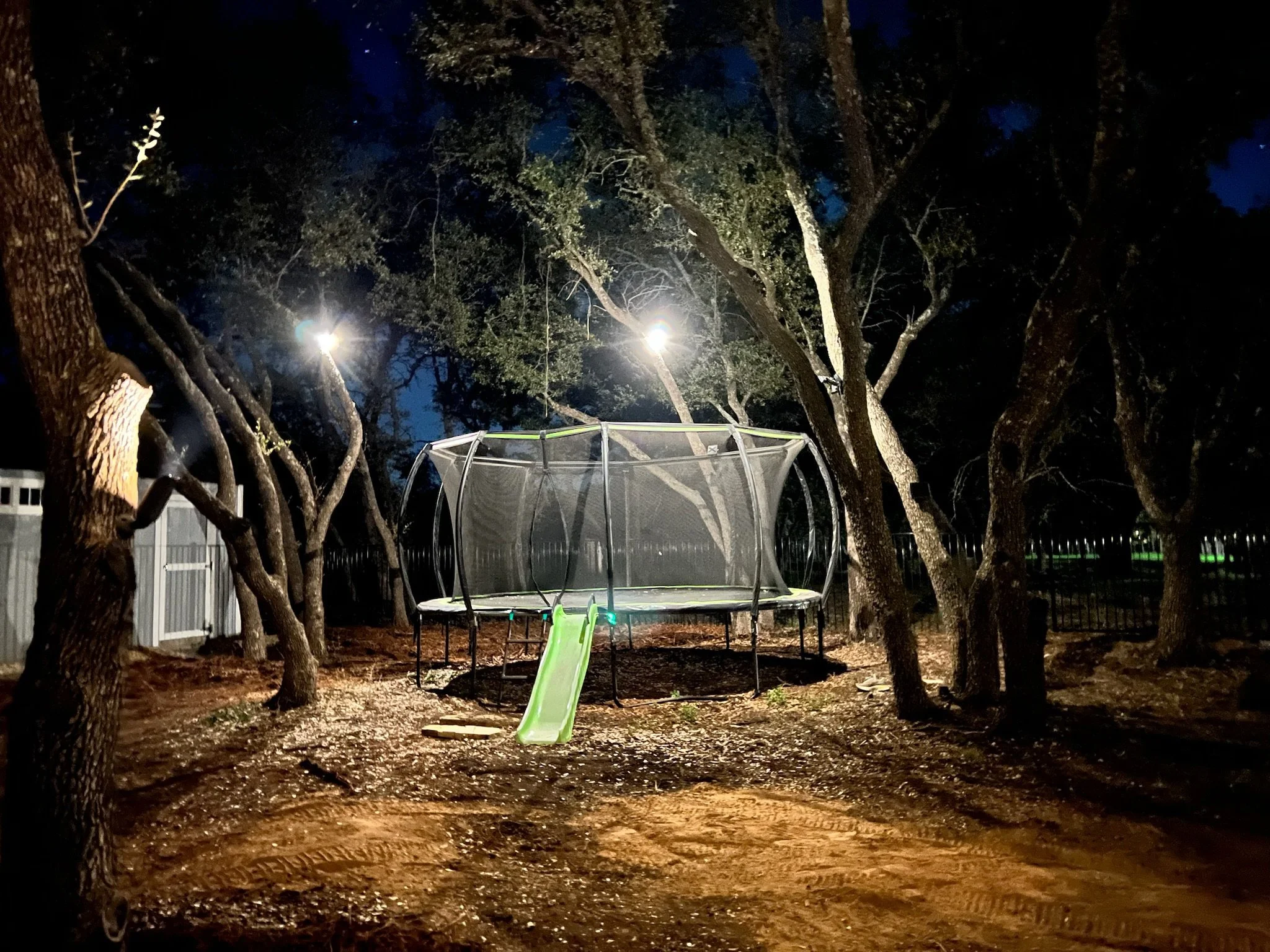 Landscape Lighting (3).jpg