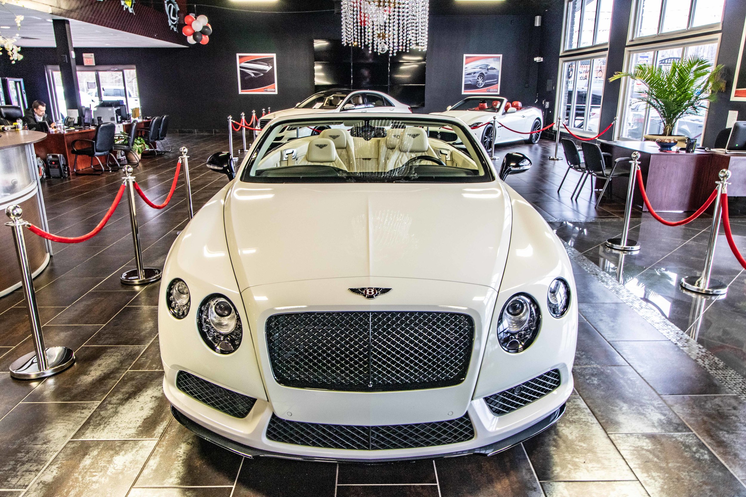 2015 Bentley GTS 15271-2.jpg