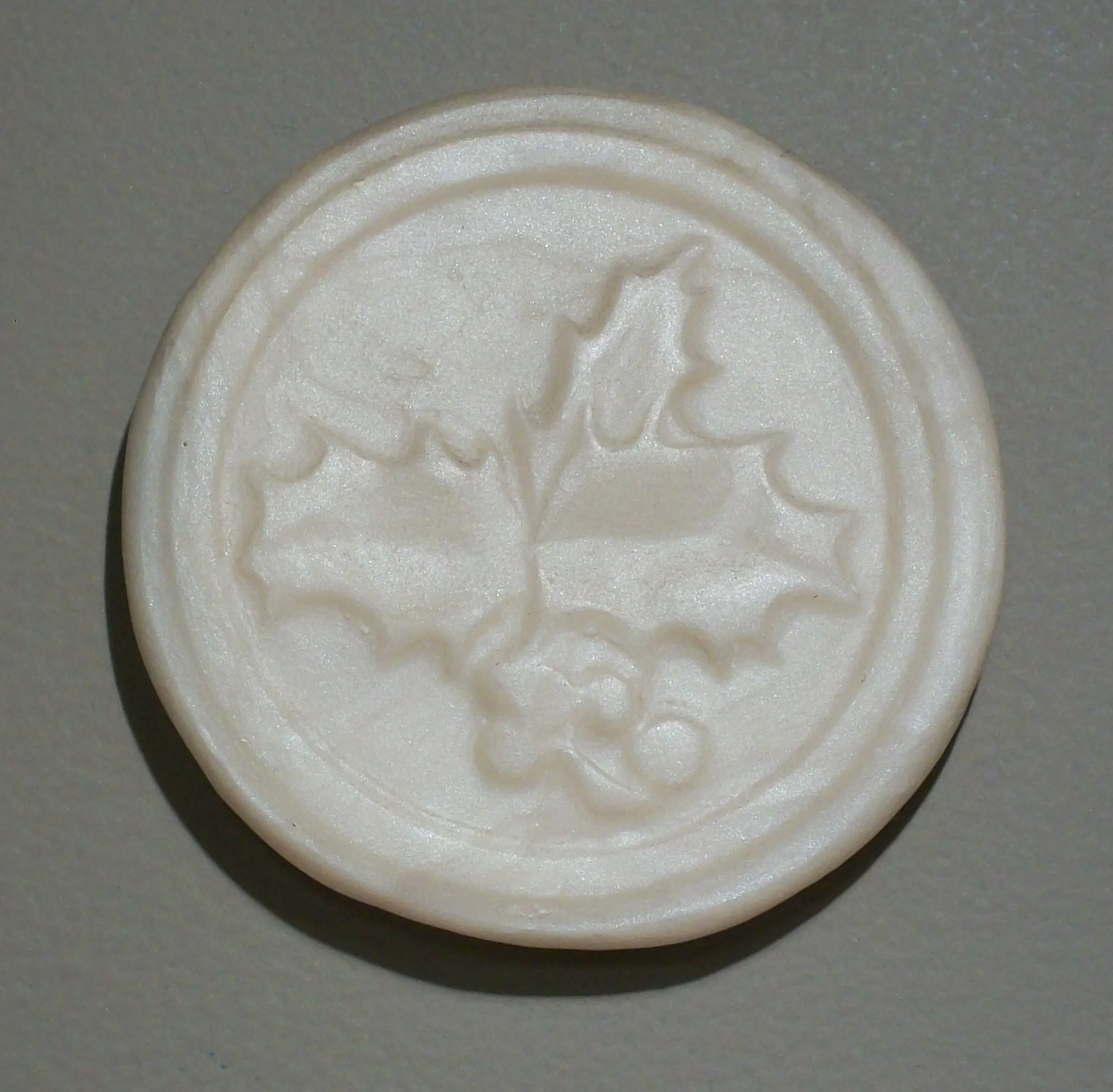 Holly Cookie.jpg