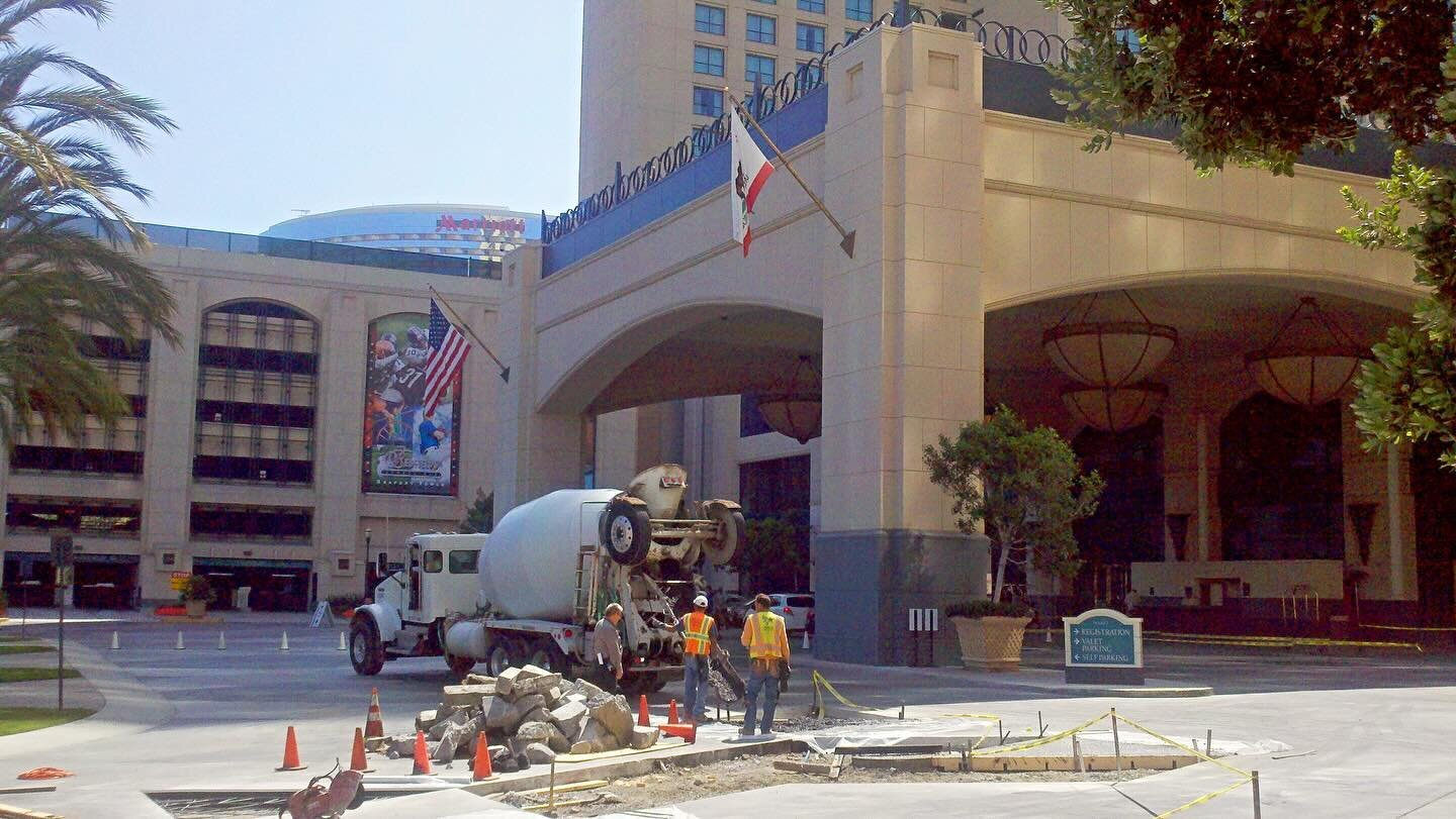 This project was done in 2011 at the Manchester Grand Hyatt Hotel in San Diego. We removed and replaced some of the black and grey diamond designs in the concrete. We love to bring creative concrete ideas to life!⁣
⁣
.⁣
⁣
.⁣
⁣
.⁣
⁣
#35yearsofaac #35t