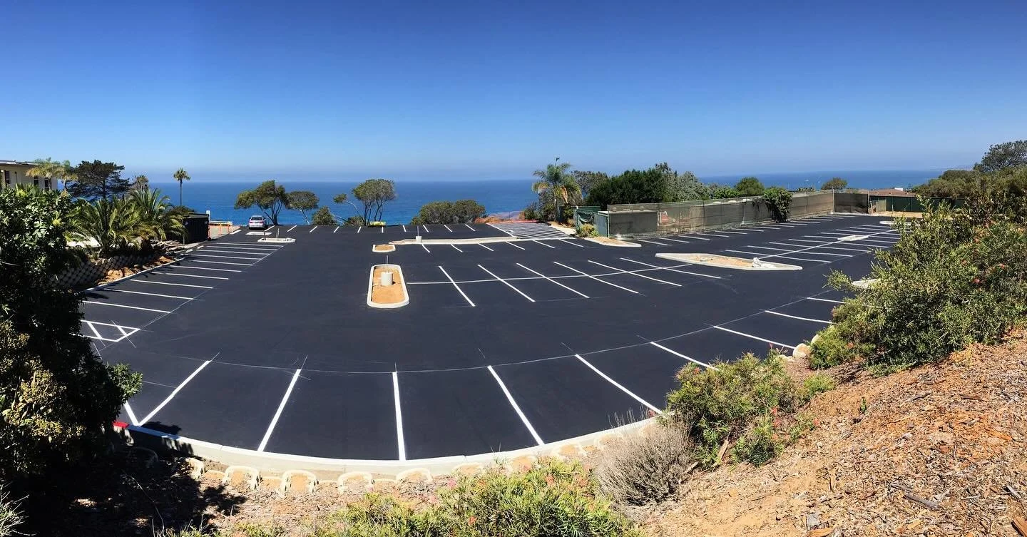 These jobs were done in 2016 at Point Loma Nazarene University. We installed a new parking lot, concrete planters, and restriped at Wiley Residence Hall. We also overlayed the main road.

.

.

.

#35yearsofaac #americanasphalt #aac #paving #asphalt 