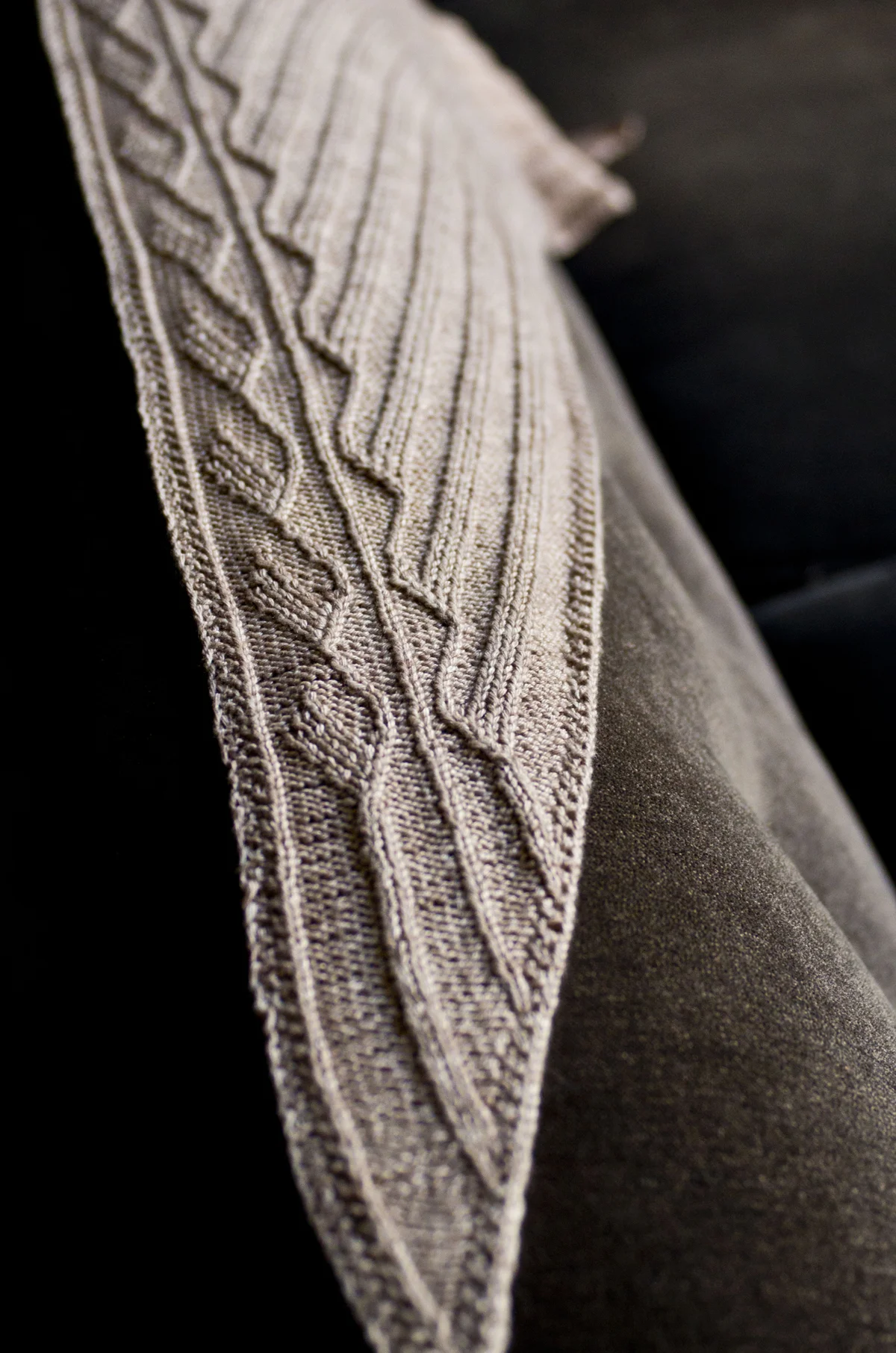 looking-glass_shawl_1_sm.jpg