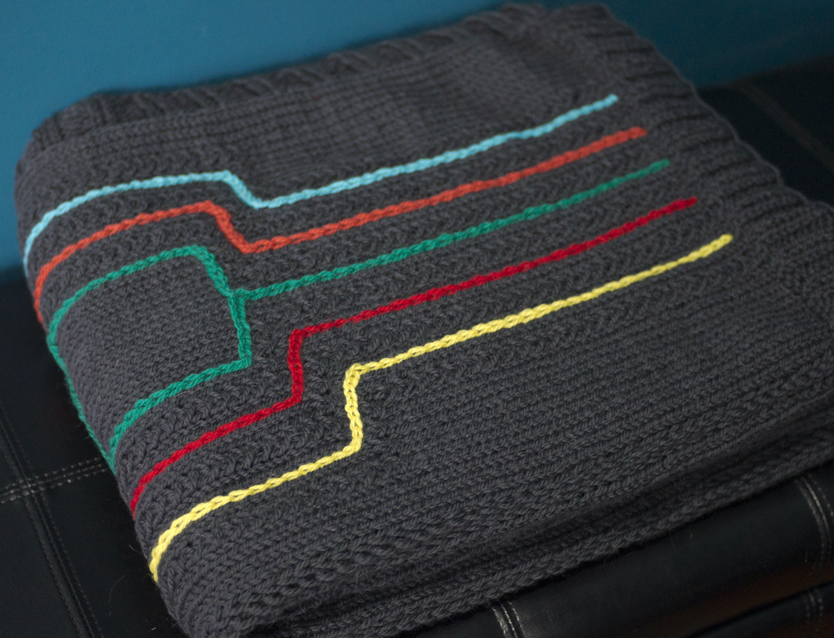 modern_lines_throw_7sm.jpg