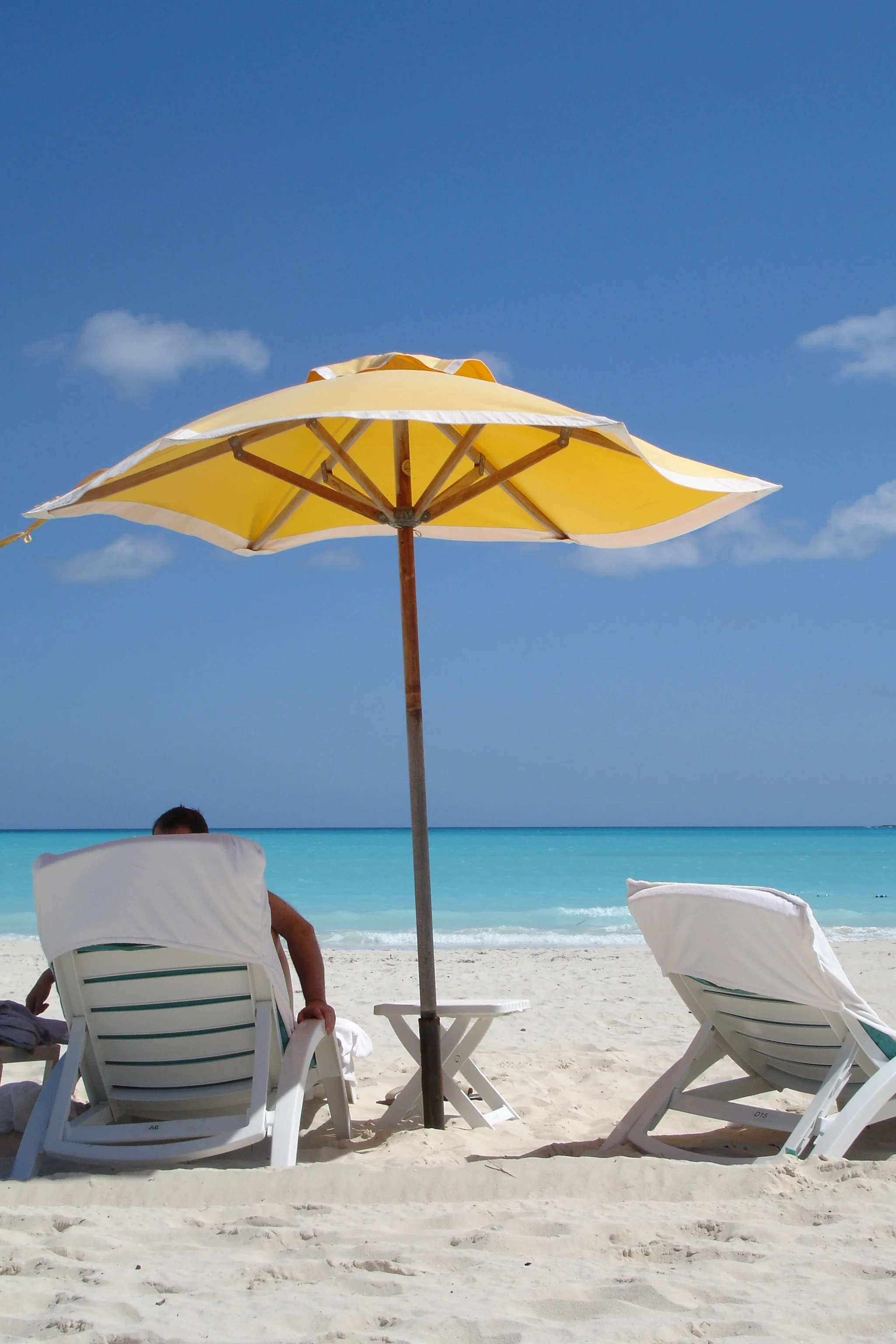 Georgetown, Exuma 4seasons2.06.5.jpg