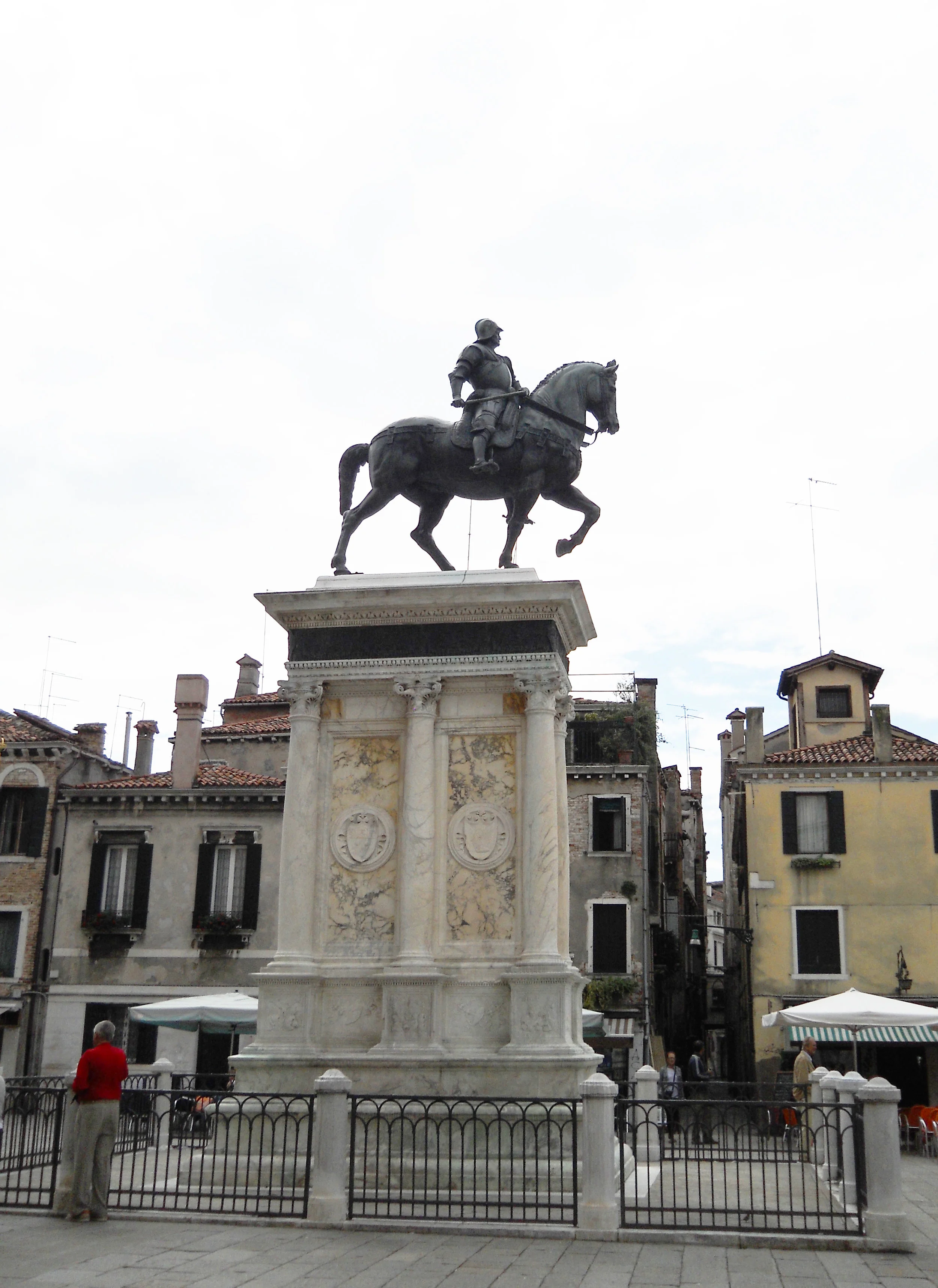 italia 119-adj-crop.jpg