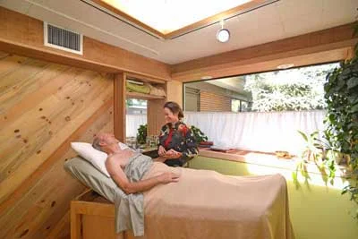 Kara-Lolley-physical-therapy-room.jpg