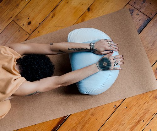 luna cushion pillow sustainable meditation mindfulness zafu floor sky blue