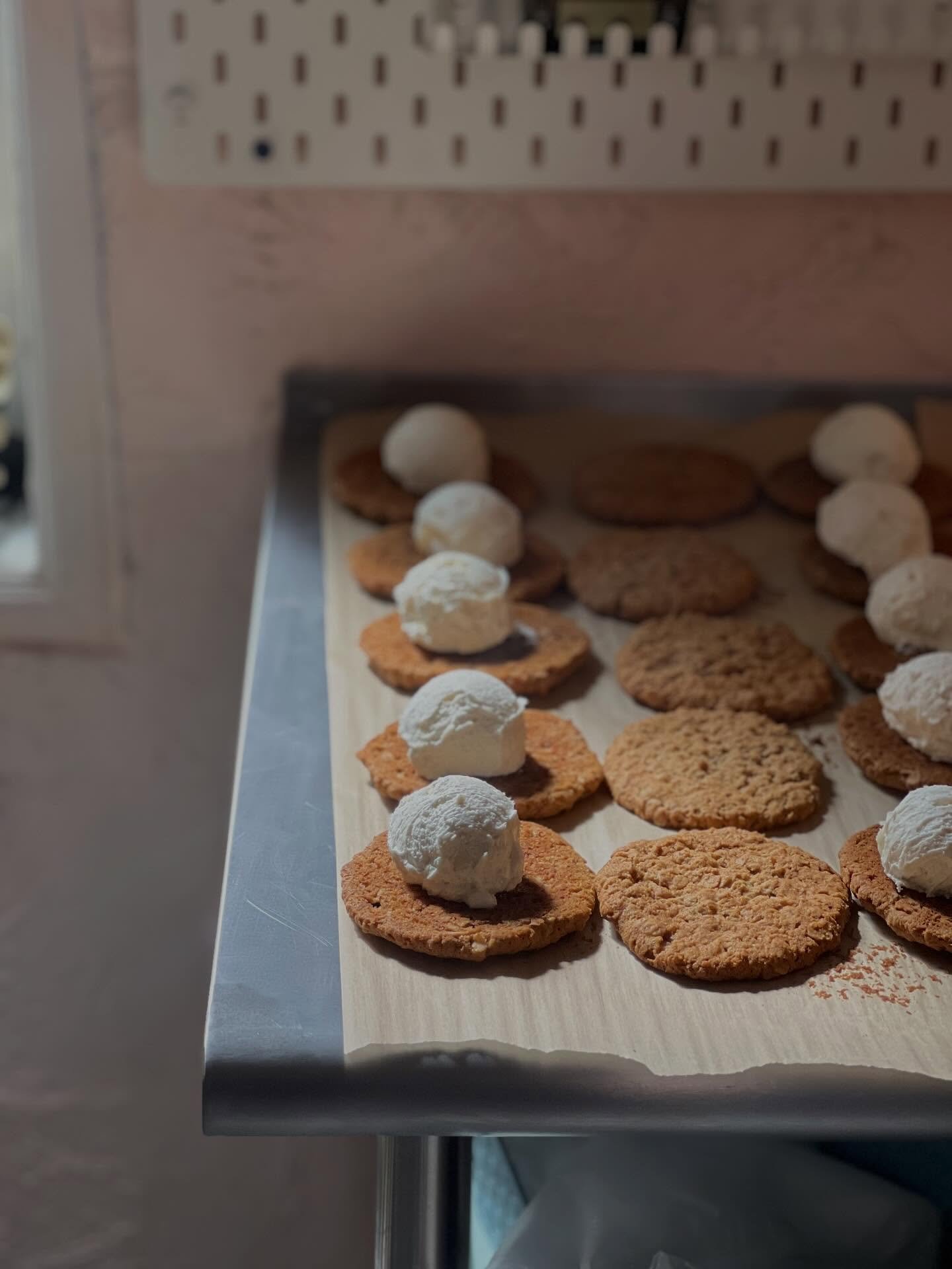 Fresh OCPs (Oatmeal Cream Pies if you aren&rsquo;t into the whole brevity thing) drop every Friday morning at our retail partners. Vegan, gluten free. Classic flavors steeped in nostalgia made the old fashioned way. Like your granny would, but better