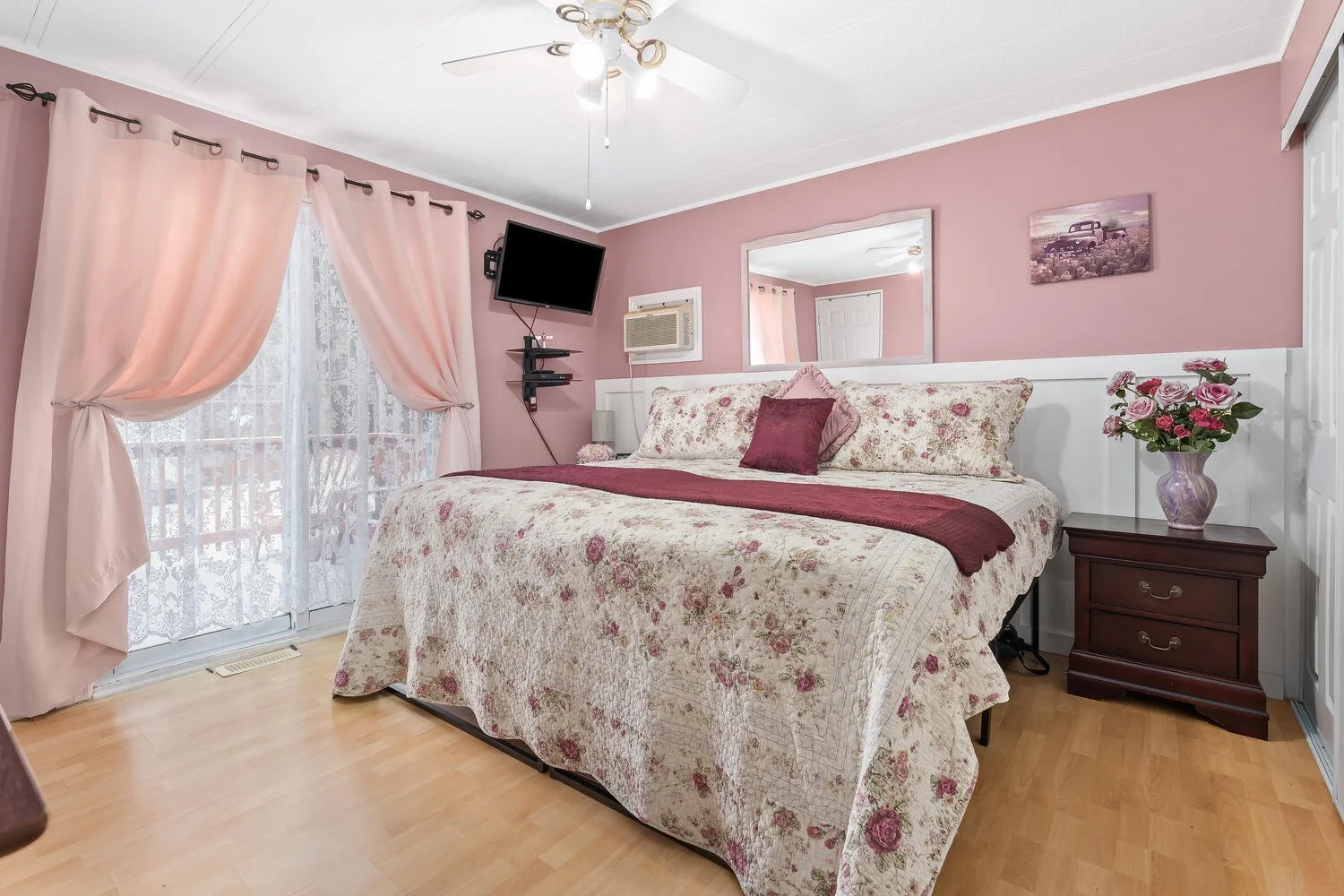 15 Heather Ave Erin ON N0B 1T0-large-022-003-Primary Bedroom-1500x1000-72dpi.jpg