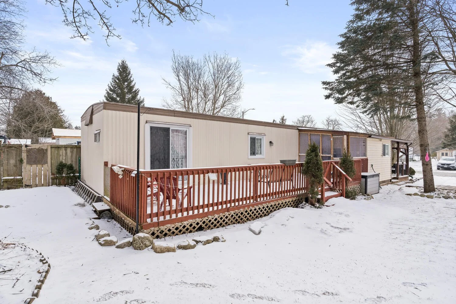 15 Heather Ave Erin ON N0B 1T0-large-034-033-Backyard-1500x1000-72dpi.jpg