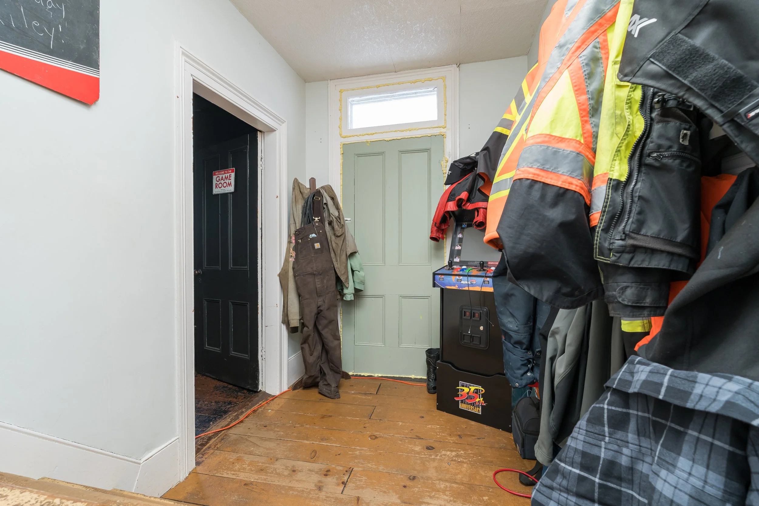 5166 Regional Rd 25, Erin INTERIOR-2.jpg